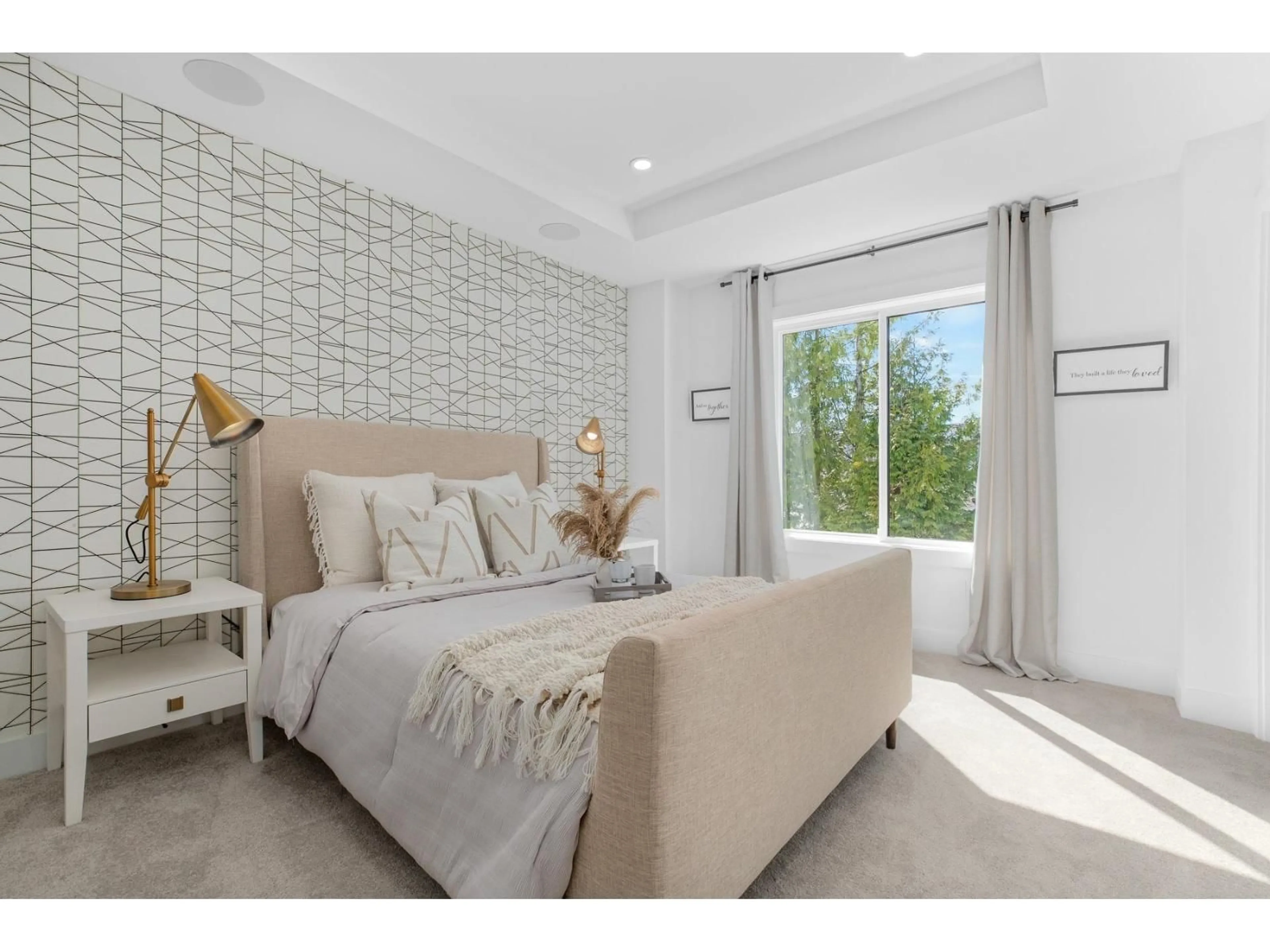 Bedroom with bed, unknown for 8 - 15950 ALDER PLACE, Surrey British Columbia V4A0C9