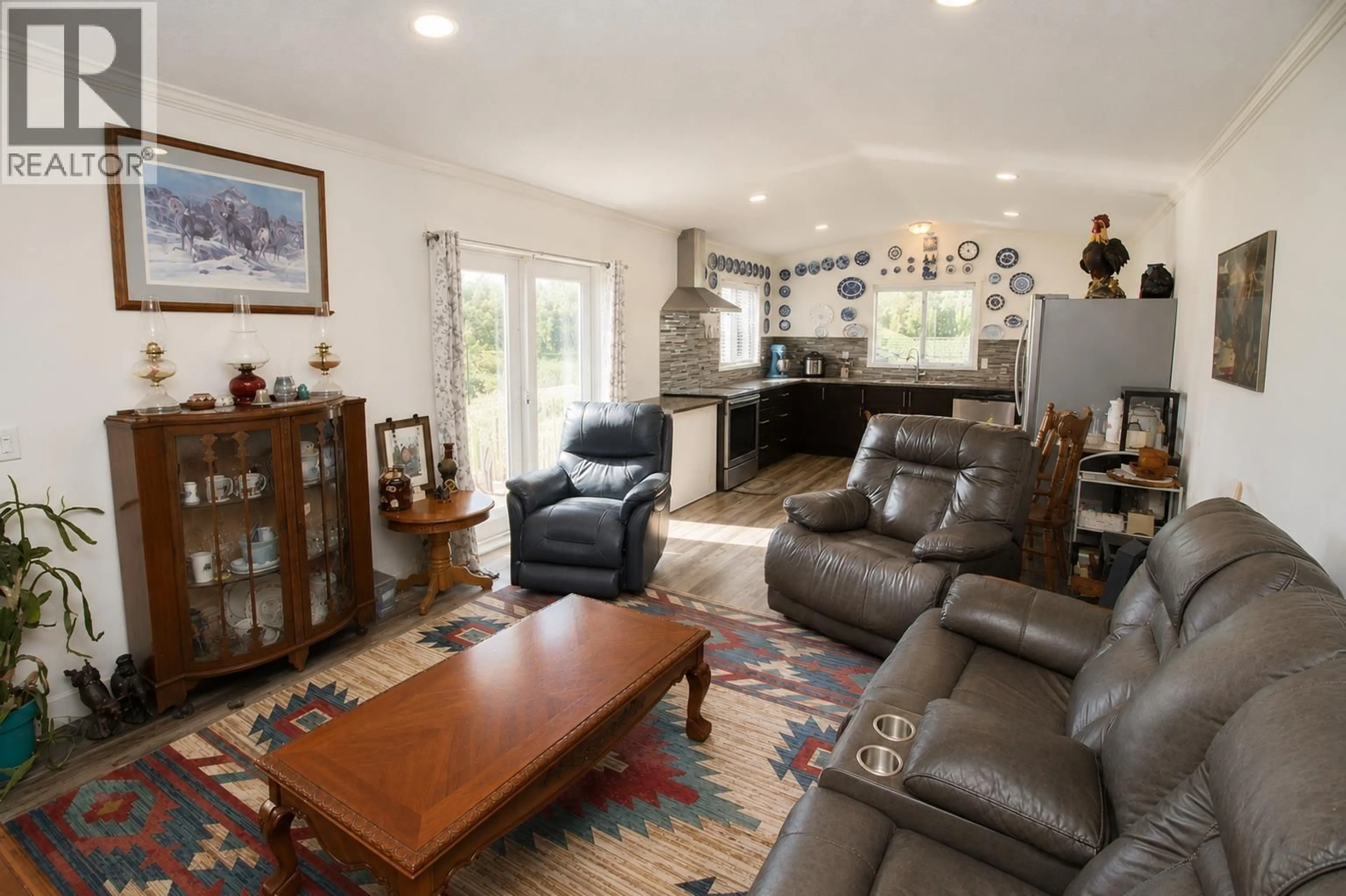 Living room with furniture, unknown for 12 - 3960 DRIVE IN ROAD, Houston British Columbia V0J1Z2