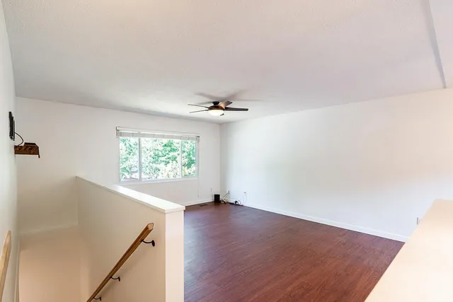 6304 SUNDANCE DRIVE, Surrey 5