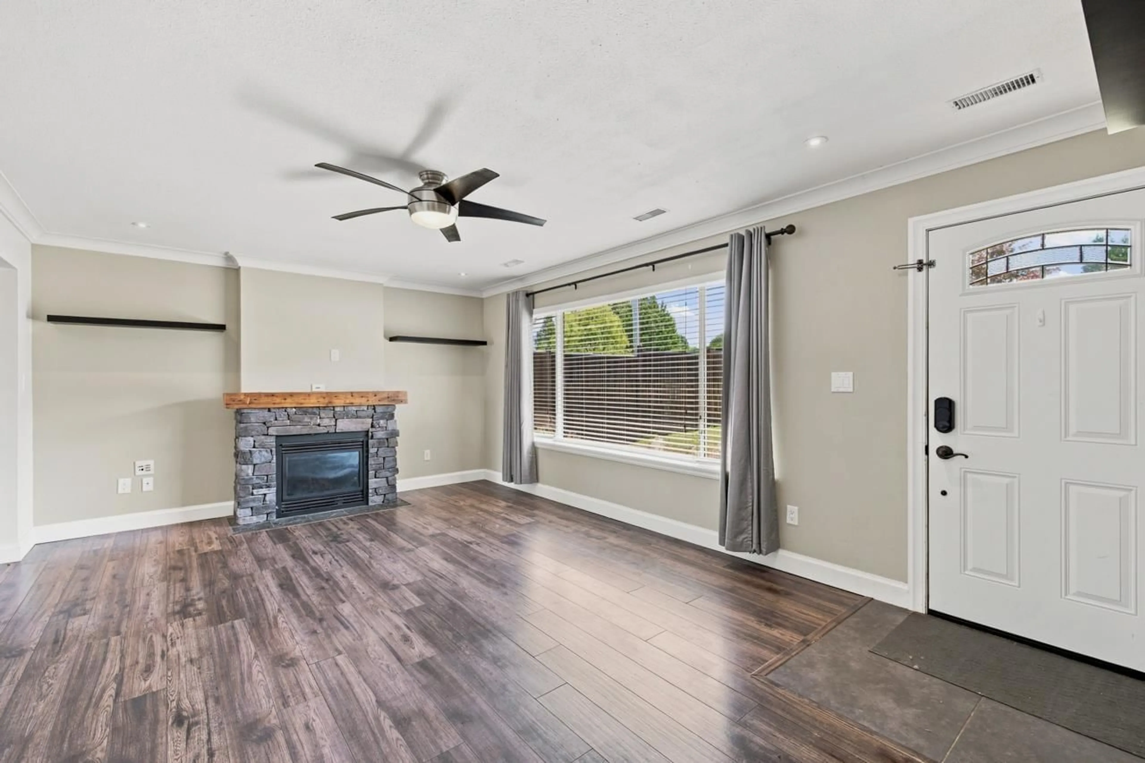 A pic of a room for 26647 30A AVENUE, Langley British Columbia V4W3C8