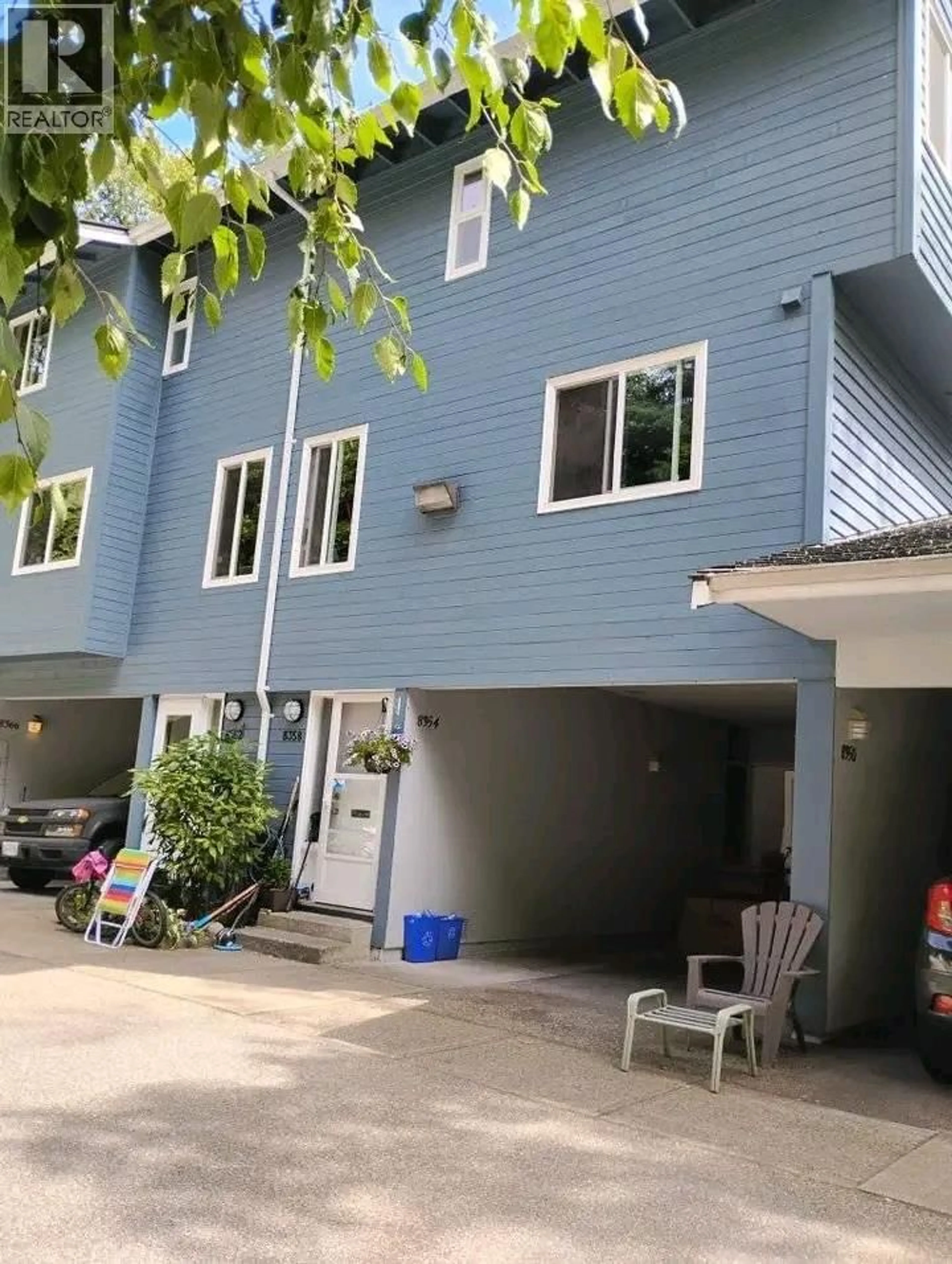 Patio, street for 8354 VINEWOOD PLACE, Burnaby British Columbia V5A3V6