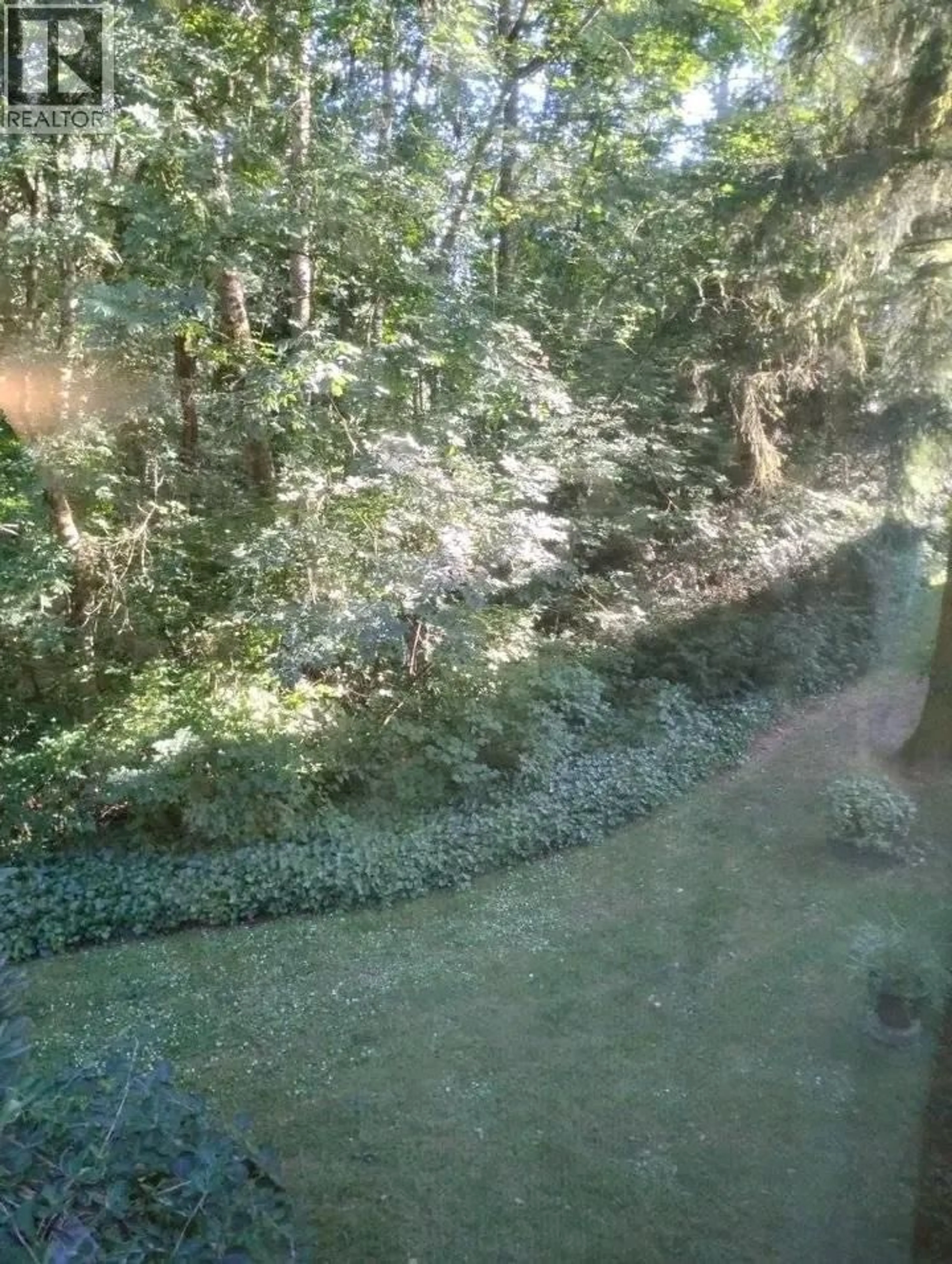 A pic from outside/outdoor area/front of a property/back of a property/a pic from drone, forest/trees view for 8354 VINEWOOD PLACE, Burnaby British Columbia V5A3V6