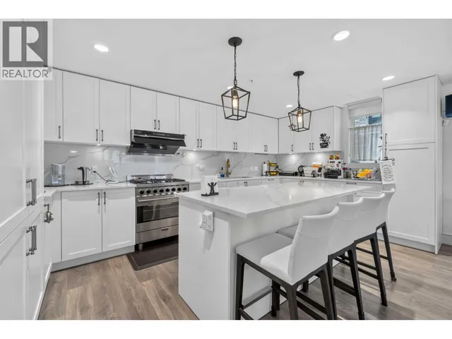 451 63RD AVENUE, Vancouver 2