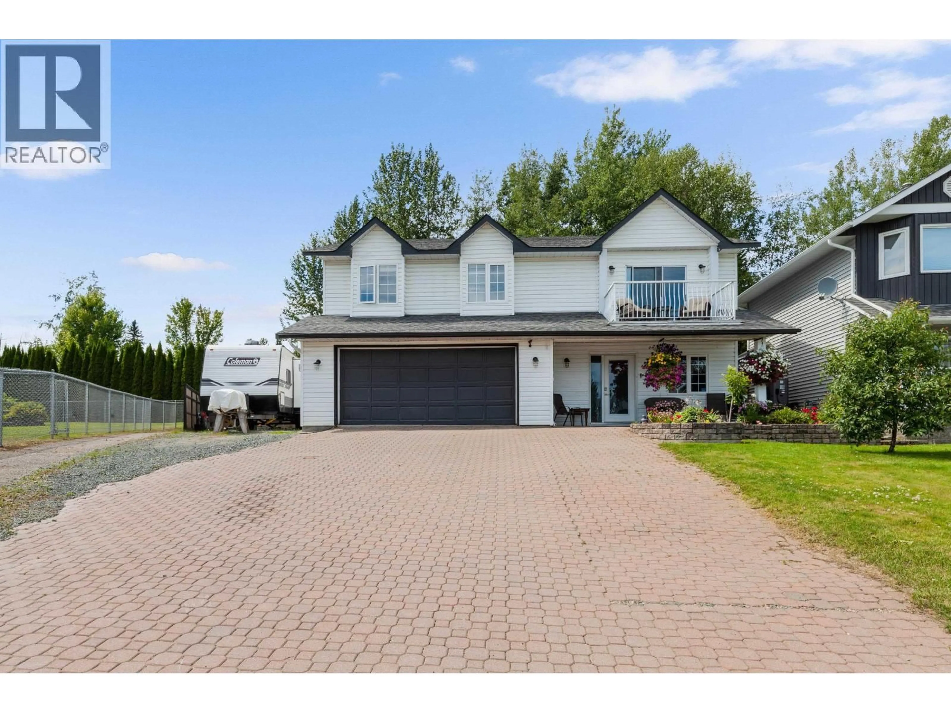 Home with vinyl exterior material, street for 4075 CORMACK CRESCENT, Prince George British Columbia V2N5K8
