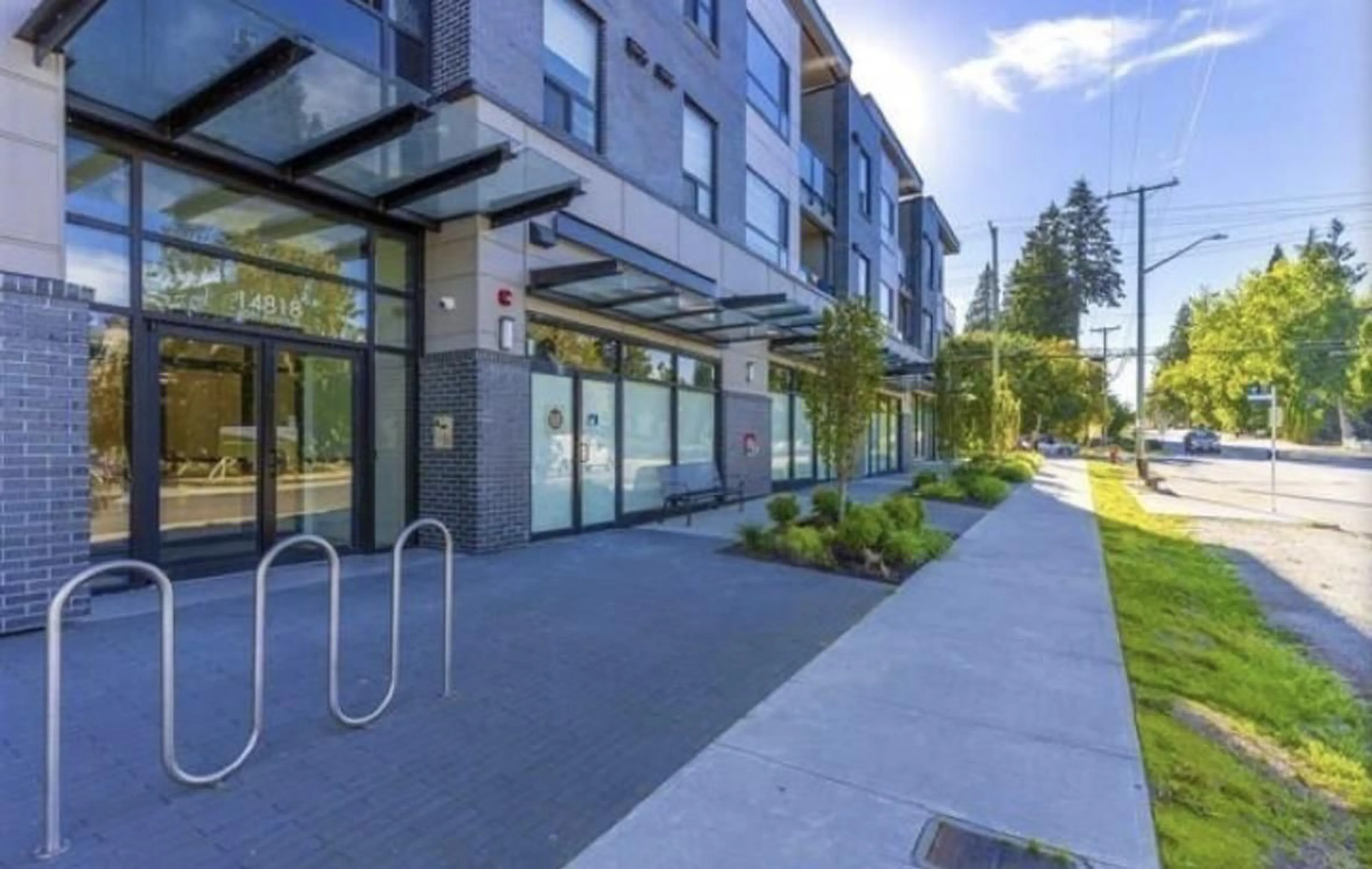 Patio, street for 211 - 14818 60 AVENUE, Surrey British Columbia V3S1R9