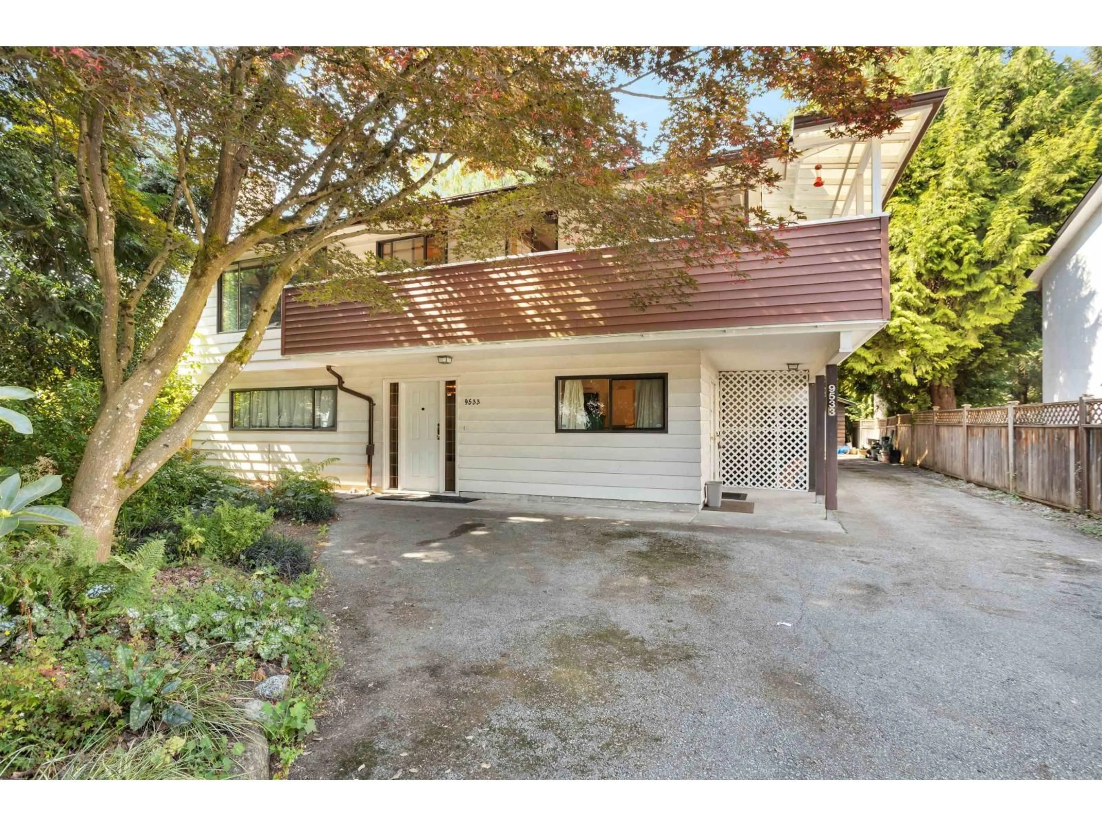 Unknown for 9533 139 STREET, Surrey British Columbia V3V5X7