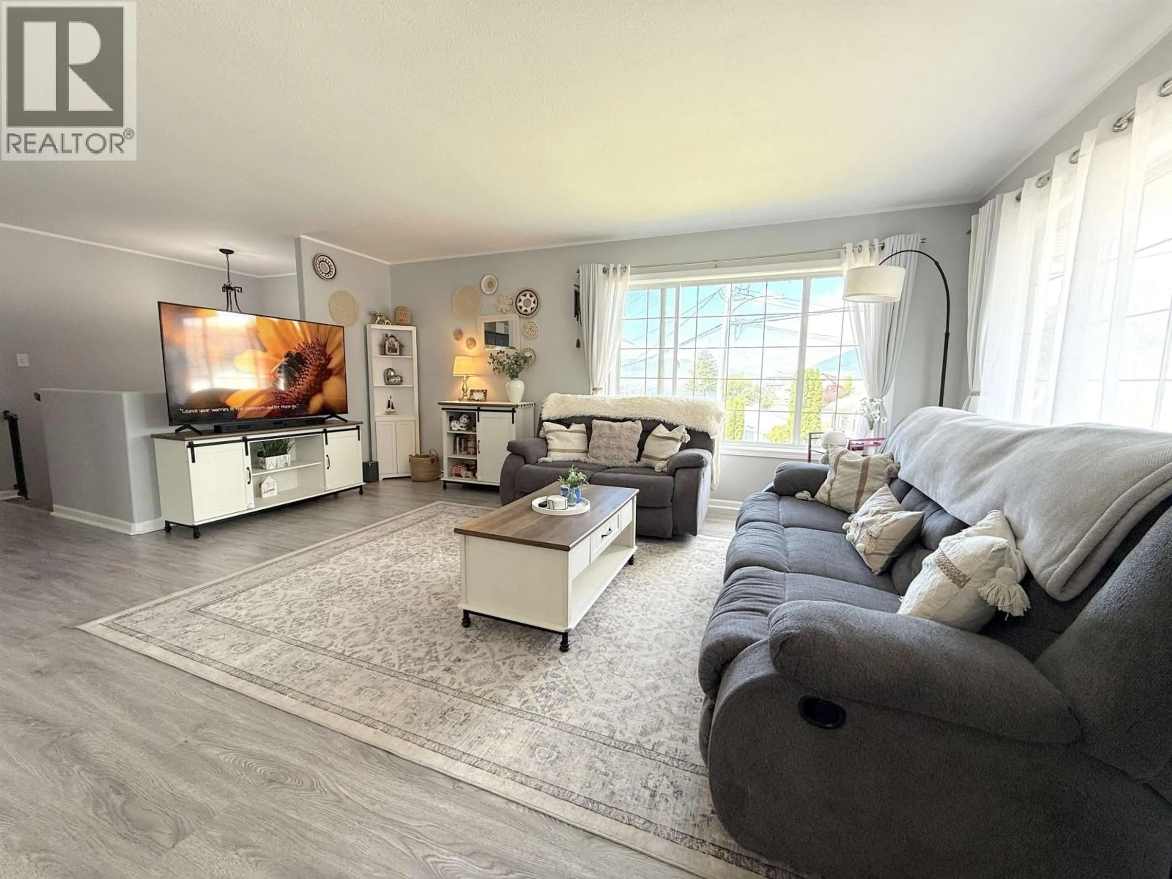 Living room with furniture, unknown for 544 TAYLOR STREET, Prince Rupert British Columbia V8J3M4