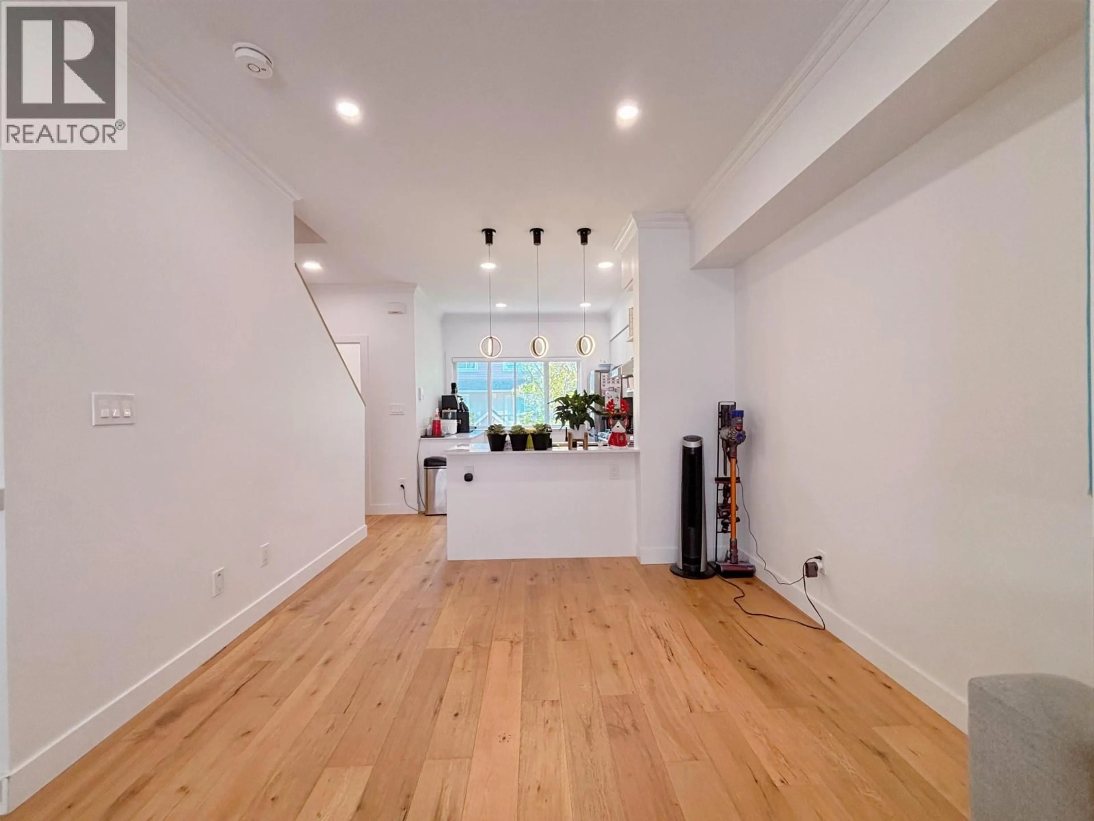 Unknown for 2 - 9288 KEEFER AVENUE, Richmond British Columbia V6Y4K9