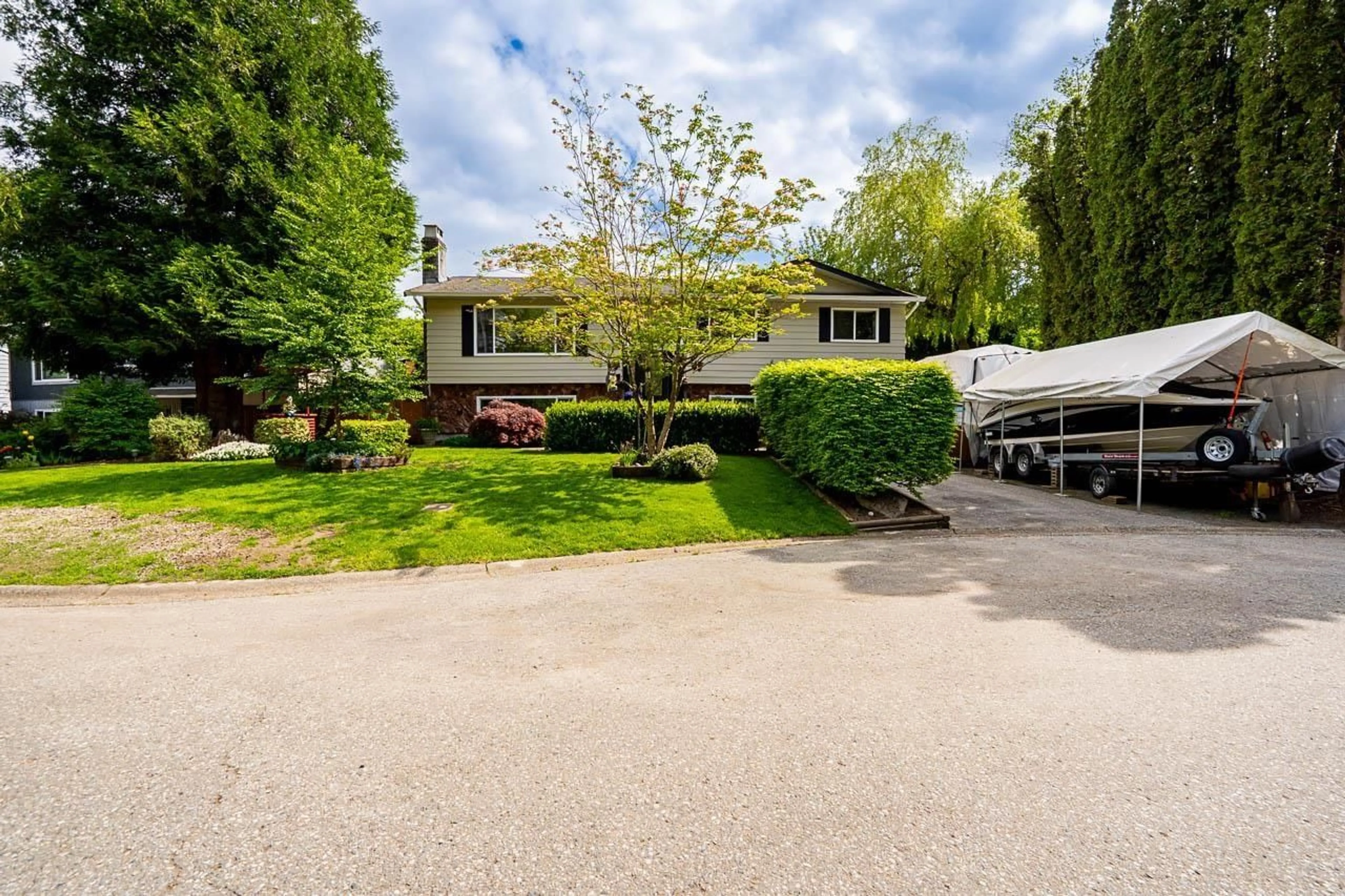 Unknown for 4734 206A STREET, Langley British Columbia V3A6N8