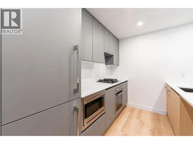 902 - 7977 LANSDOWNE ROAD, Richmond 4