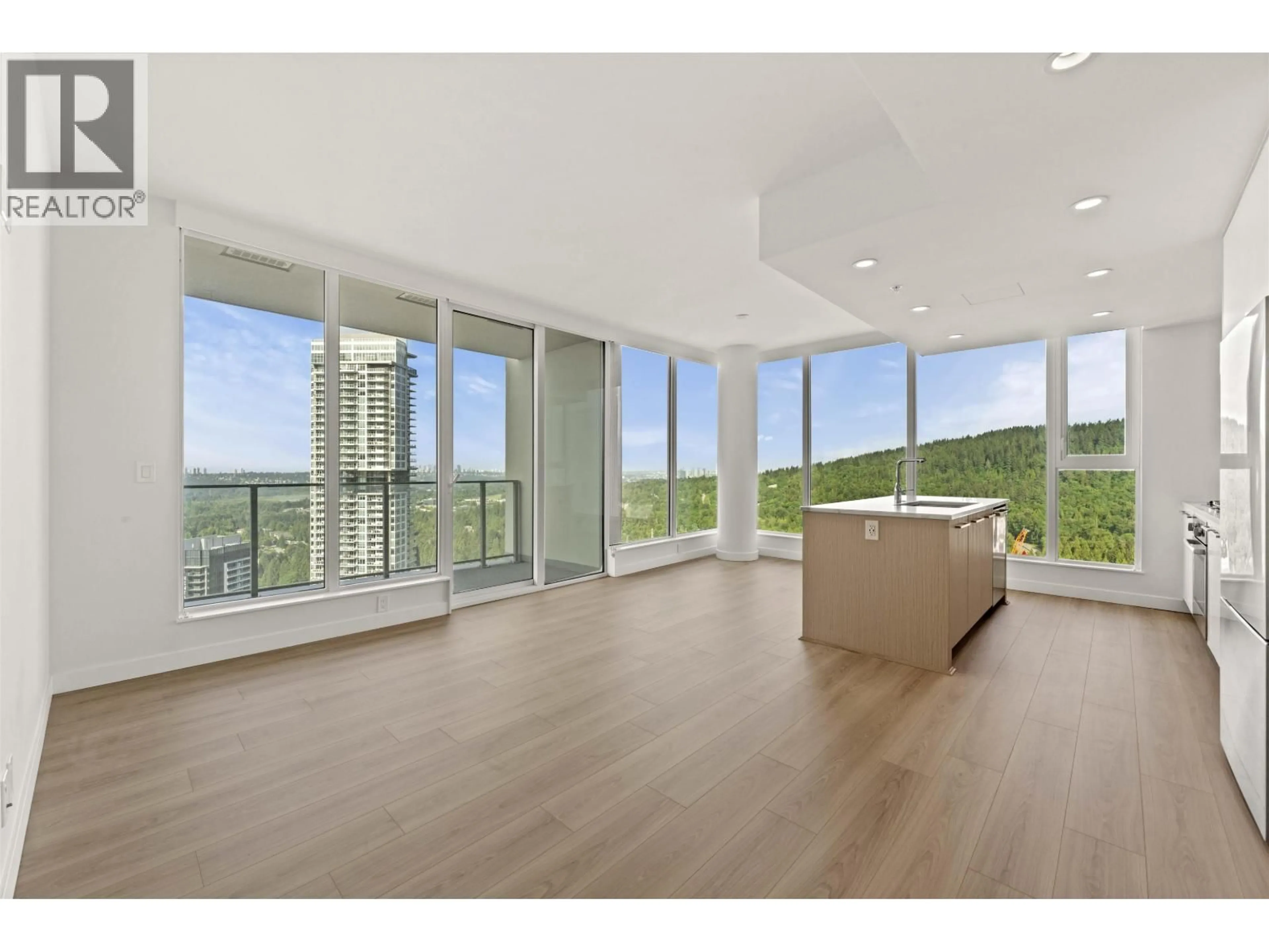 A pic of a room for 2901 - 567 CLARKE ROAD, Coquitlam British Columbia V3J0K7