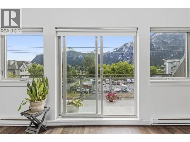 306 - 38142 CLEVELAND AVENUE, Squamish 4