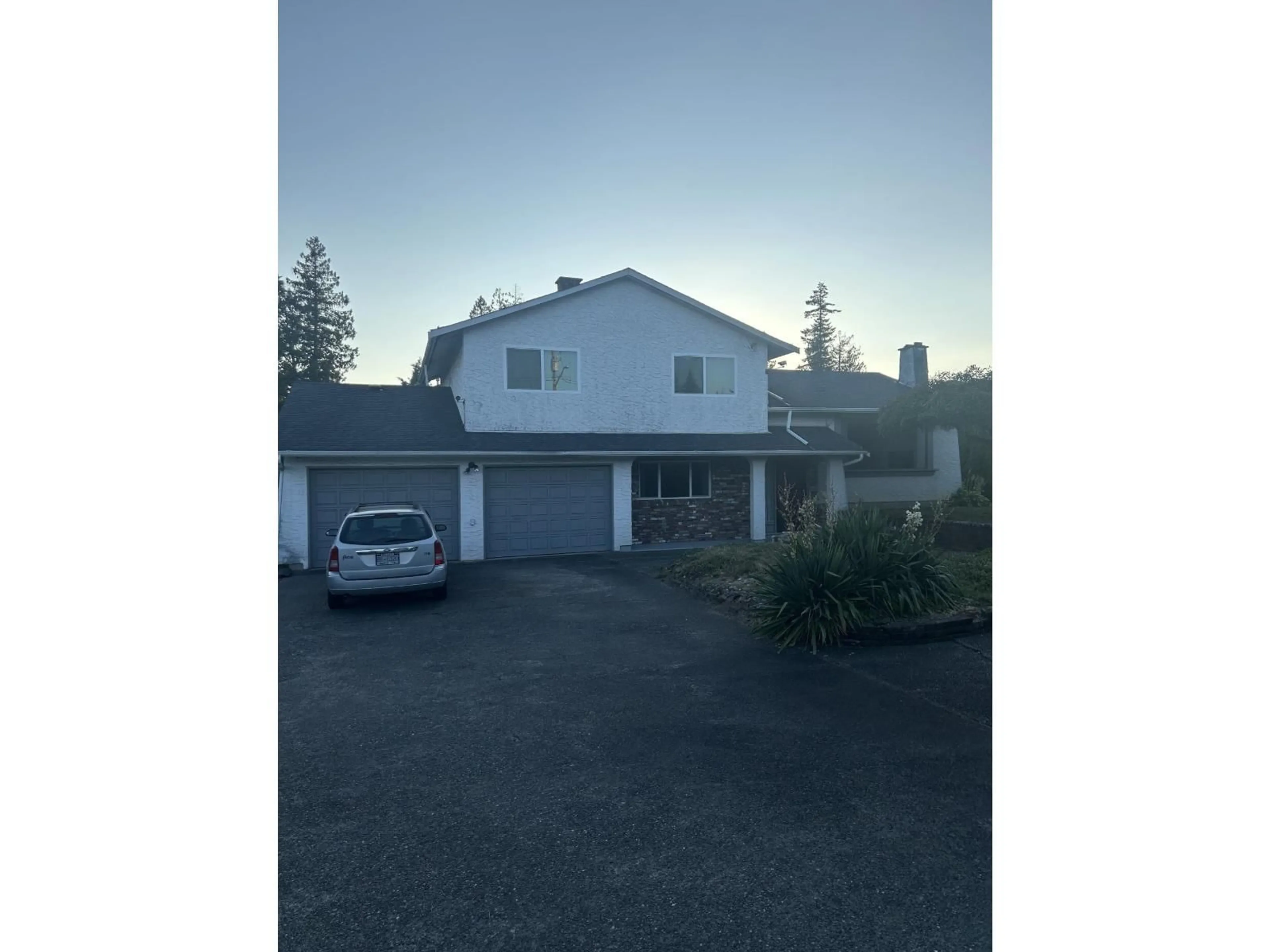 A pic from outside/outdoor area/front of a property/back of a property/a pic from drone, unknown for 10635 160 STREET, Surrey British Columbia V4N1L6