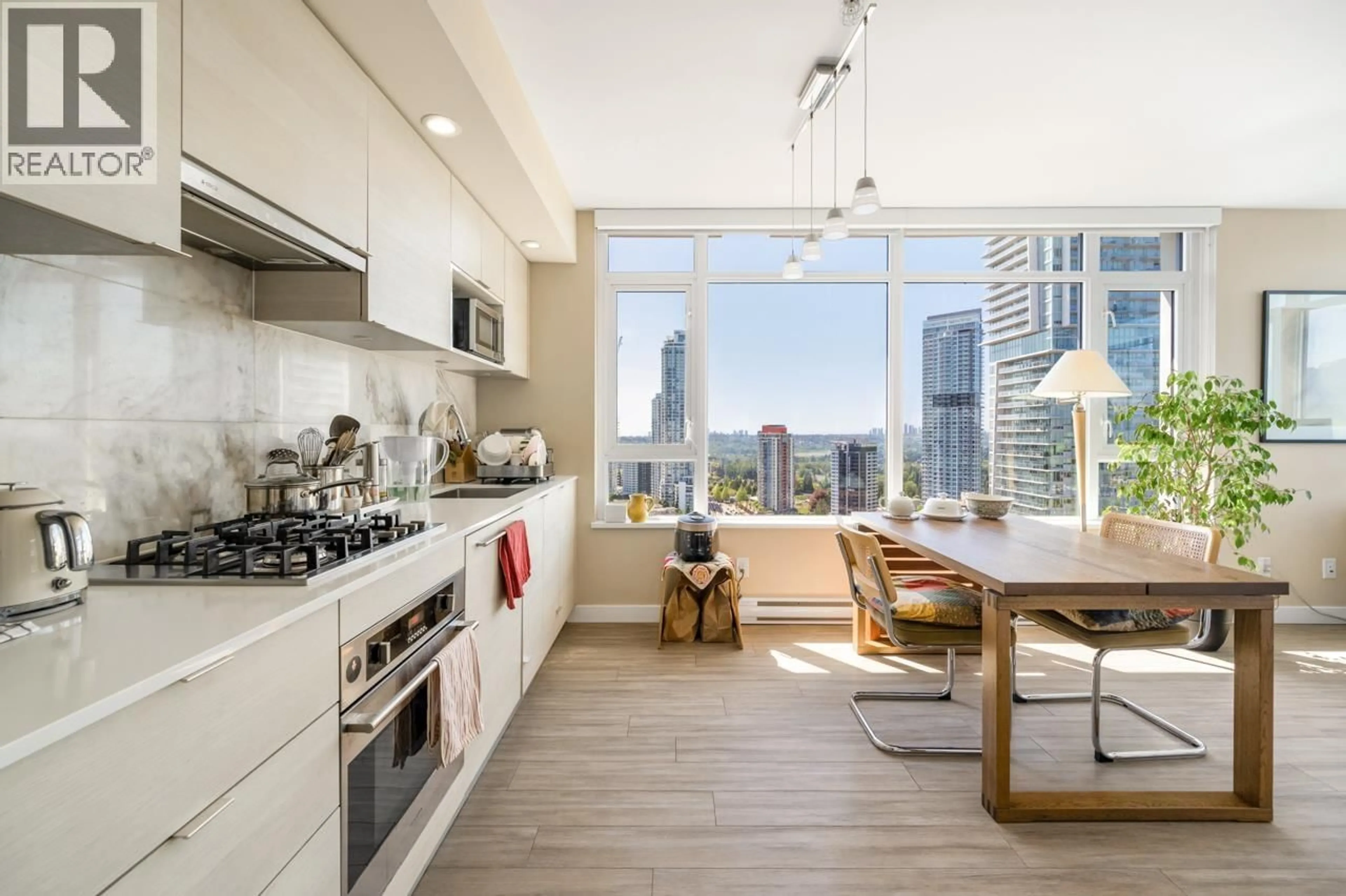 Open concept kitchen, unknown for 2607 - 602 COMO LAKE AVENUE, Coquitlam British Columbia V3J0G2