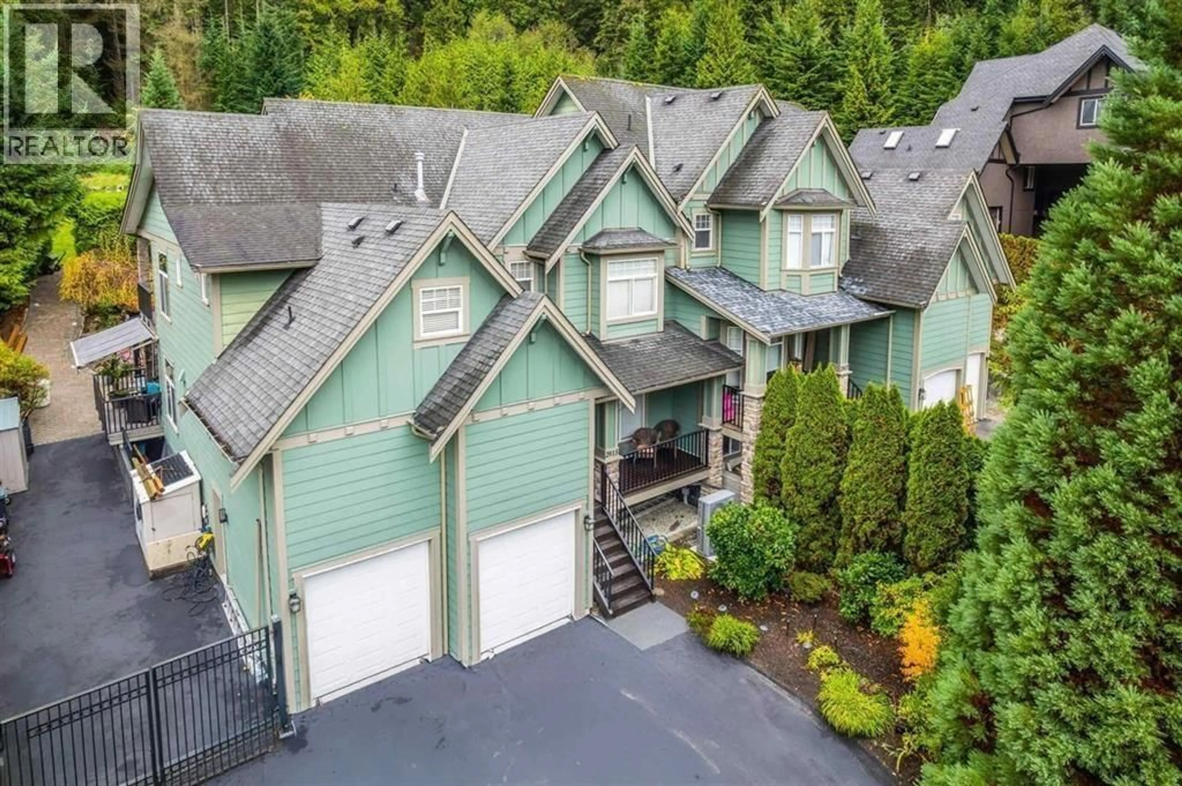 A pic from outside/outdoor area/front of a property/back of a property/a pic from drone, mountain view for 2915 FERN DRIVE, Port Moody British Columbia V3H4W9