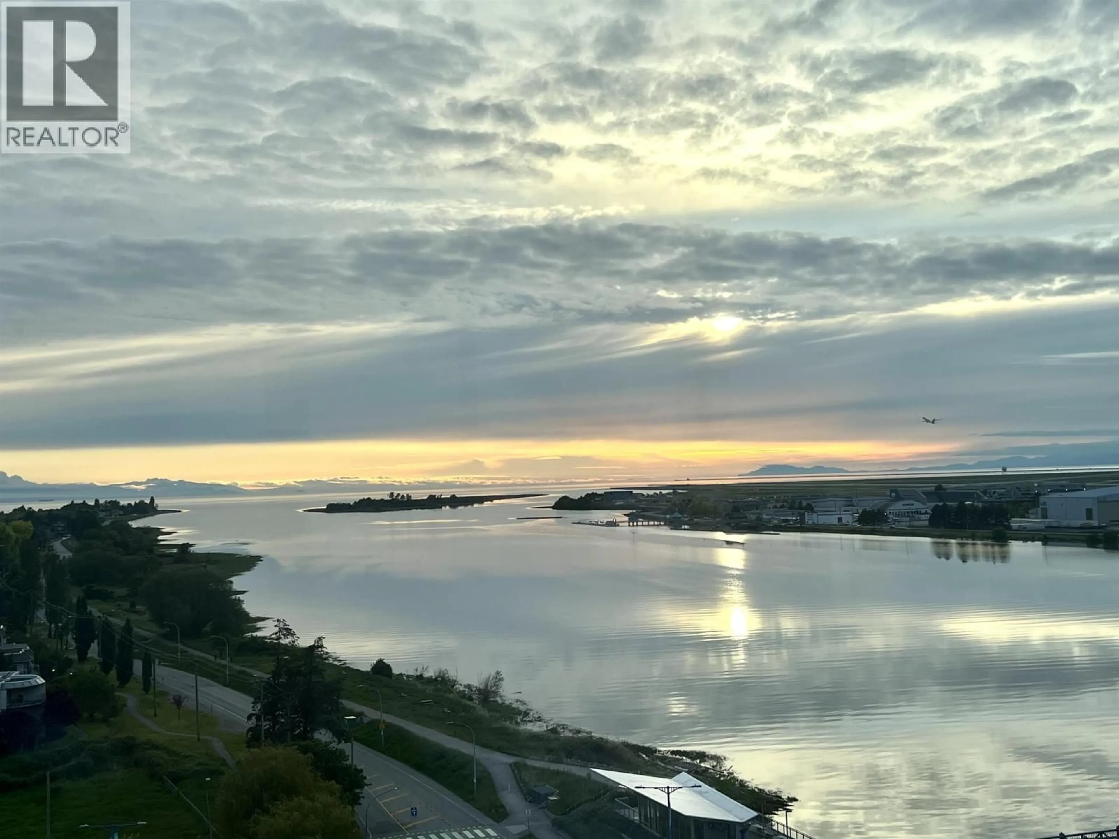 Blurry image for 1201 - 5171 BRIGHOUSE WAY, Richmond British Columbia V7C0A6