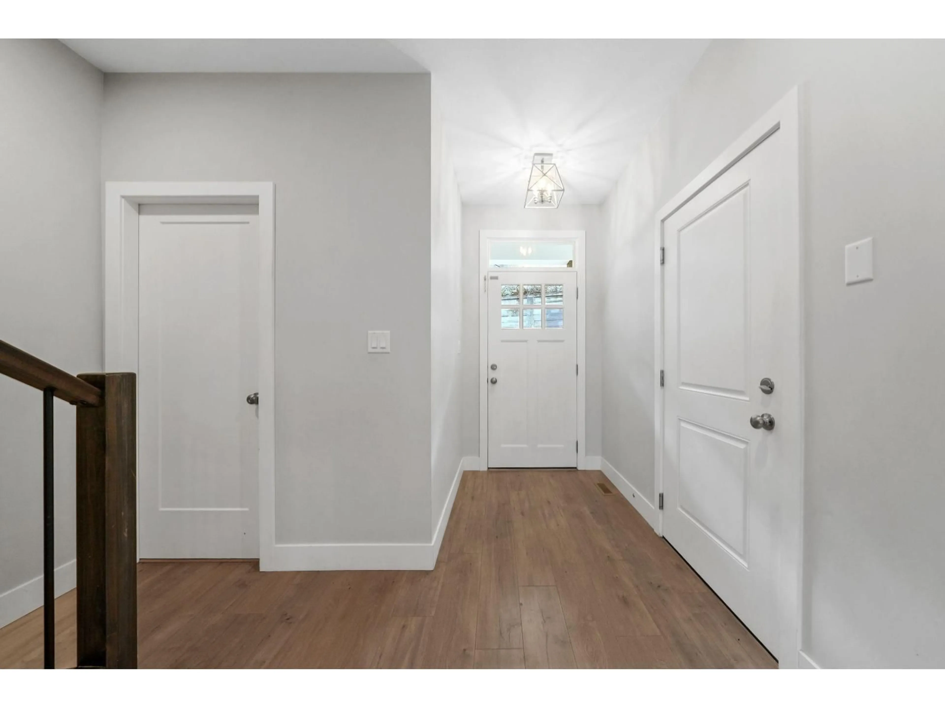 Indoor entryway for 25 - 47203 VISTA PLACE, Chilliwack British Columbia V2R6E2