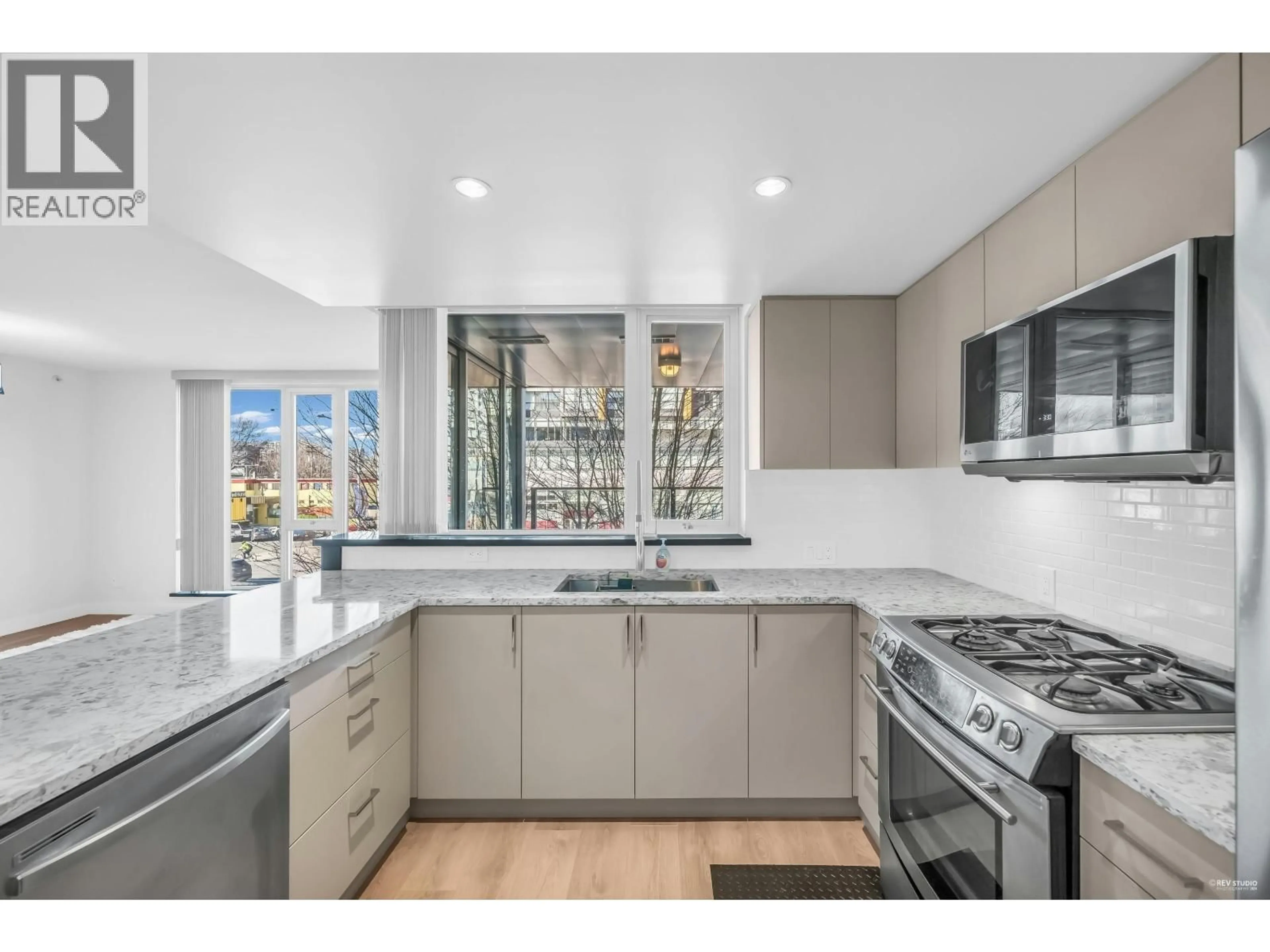 Standard kitchen, unknown for 3005 - 8080 GRANVILLE AVENUE, Richmond British Columbia V6Y1P3