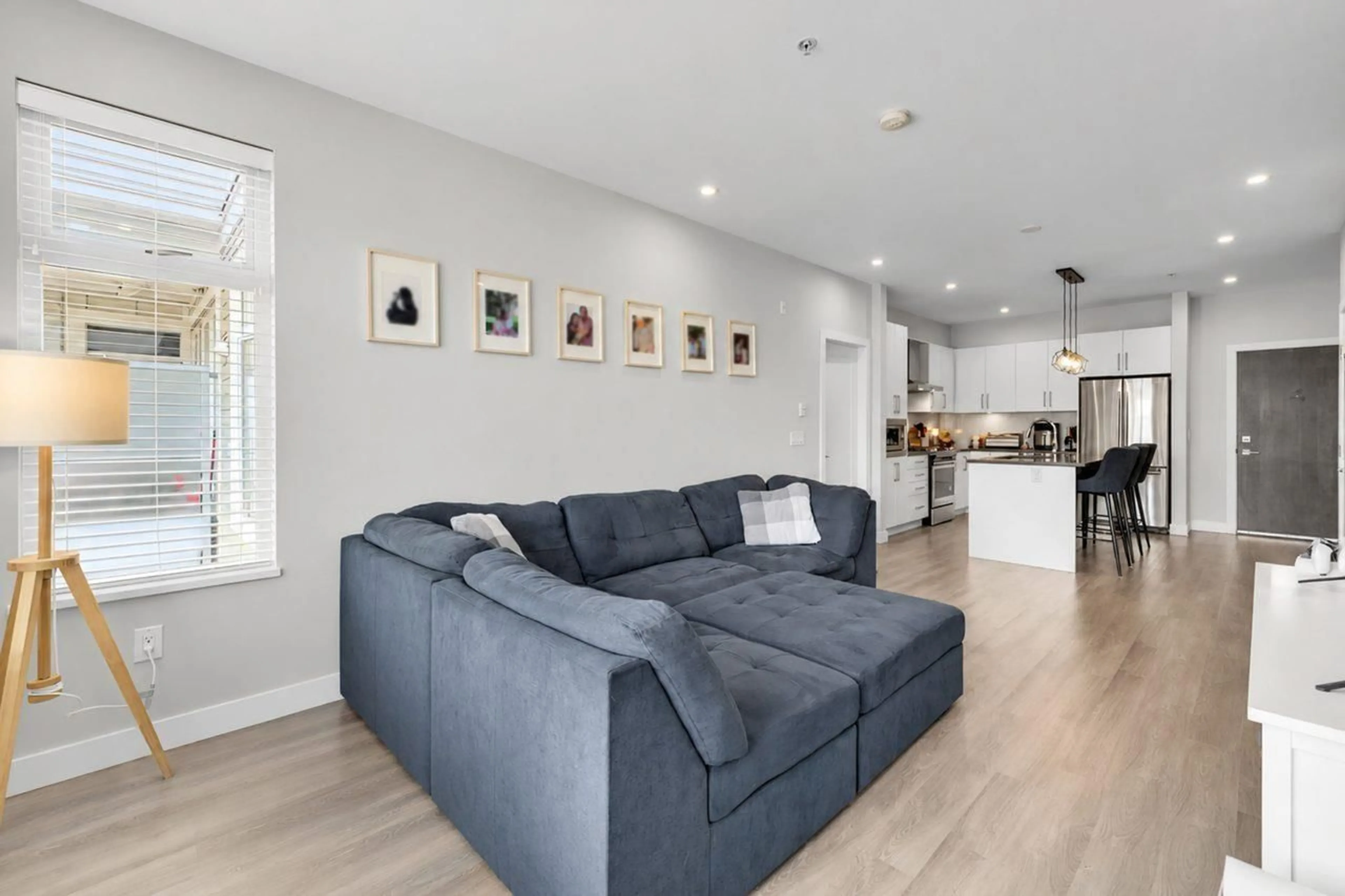 Living room with furniture, unknown for 411 - 15436 31 AVENUE, Surrey British Columbia V3Z1H3