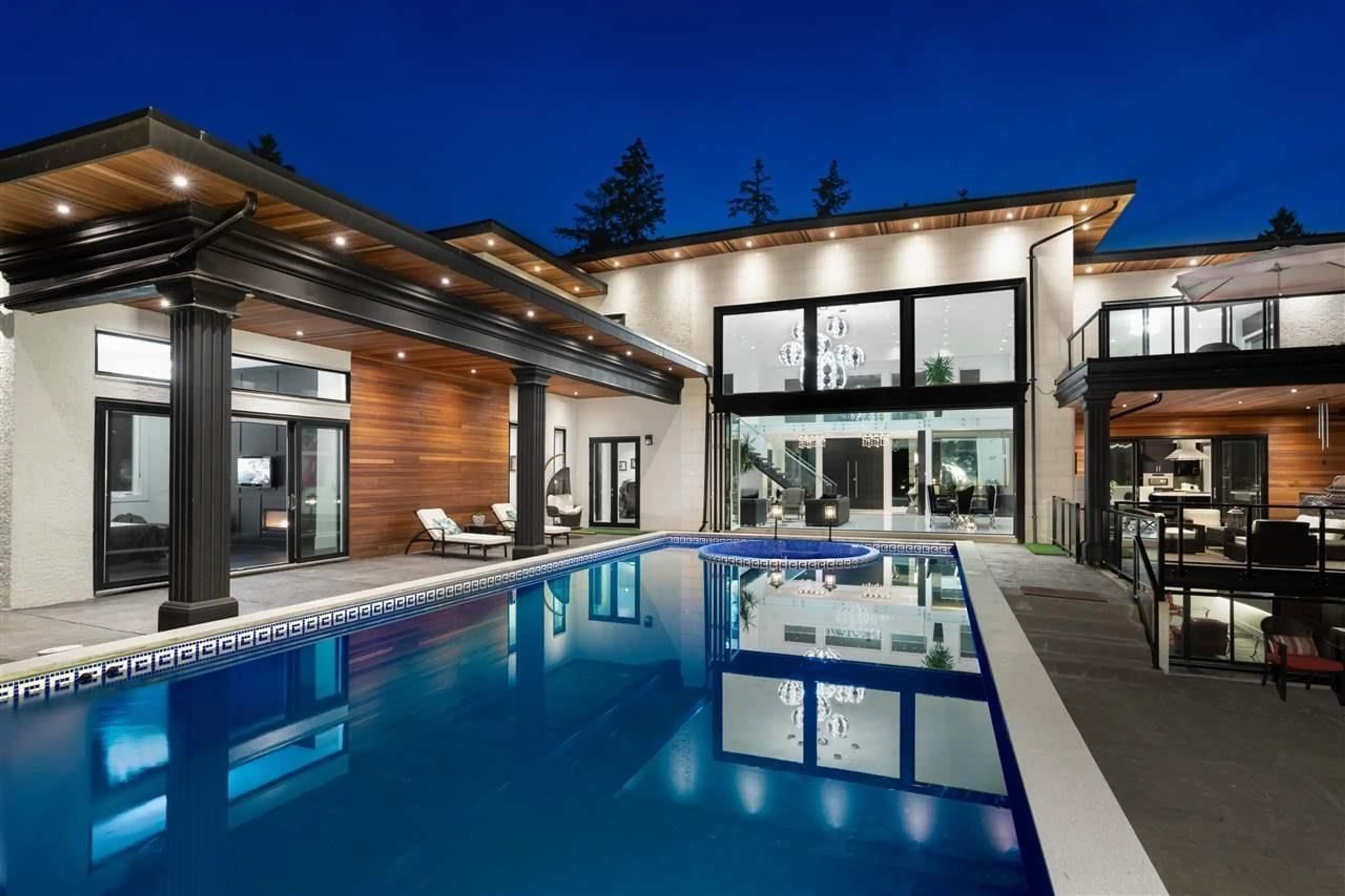 Pool for 13396 CRESCENT ROAD, Surrey British Columbia V4P1K4