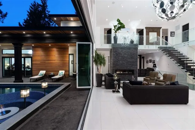 13396 CRESCENT ROAD, Surrey 5
