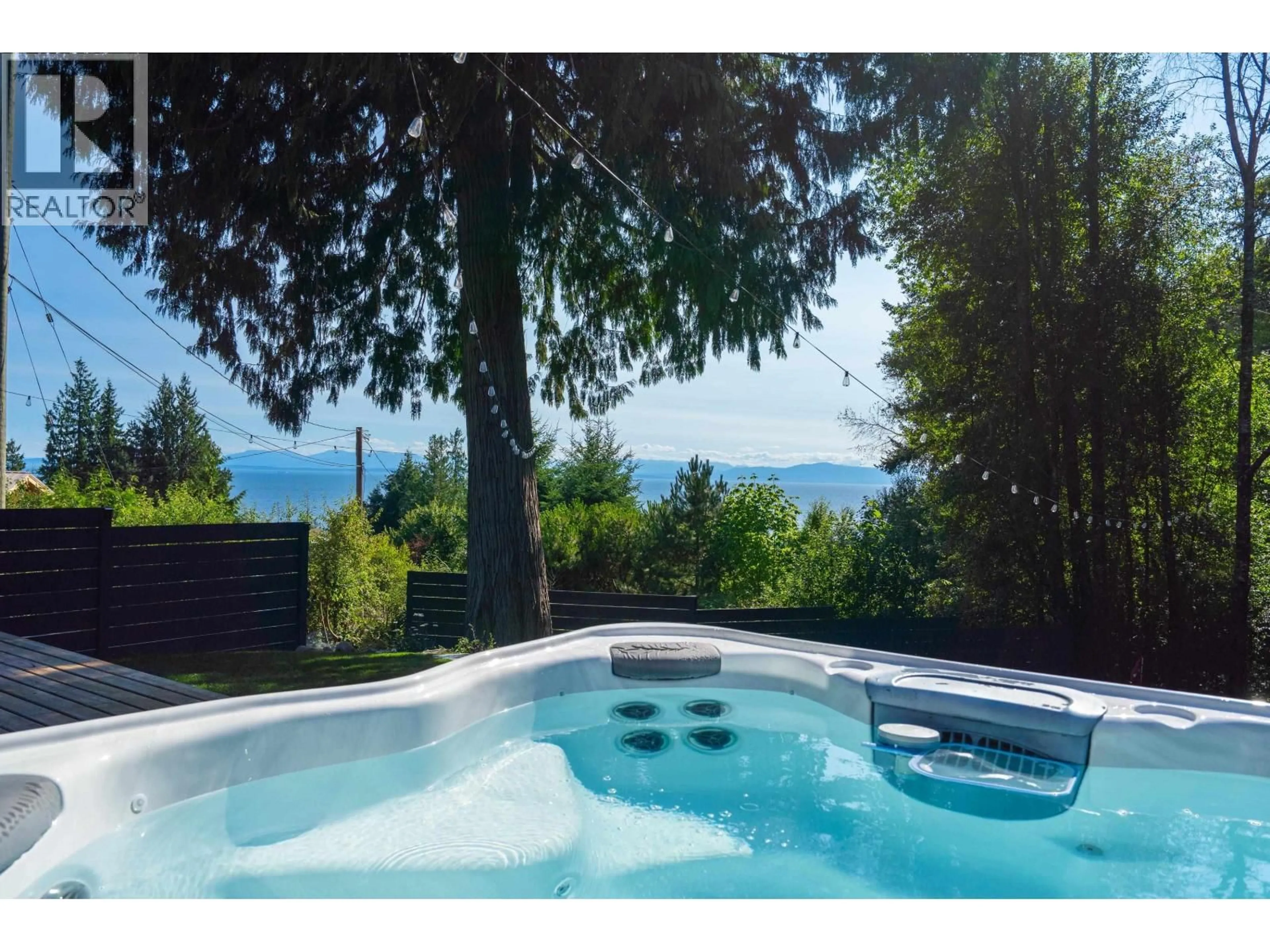 Pool for 1440 VELVET ROAD, Gibsons British Columbia V0N1V5