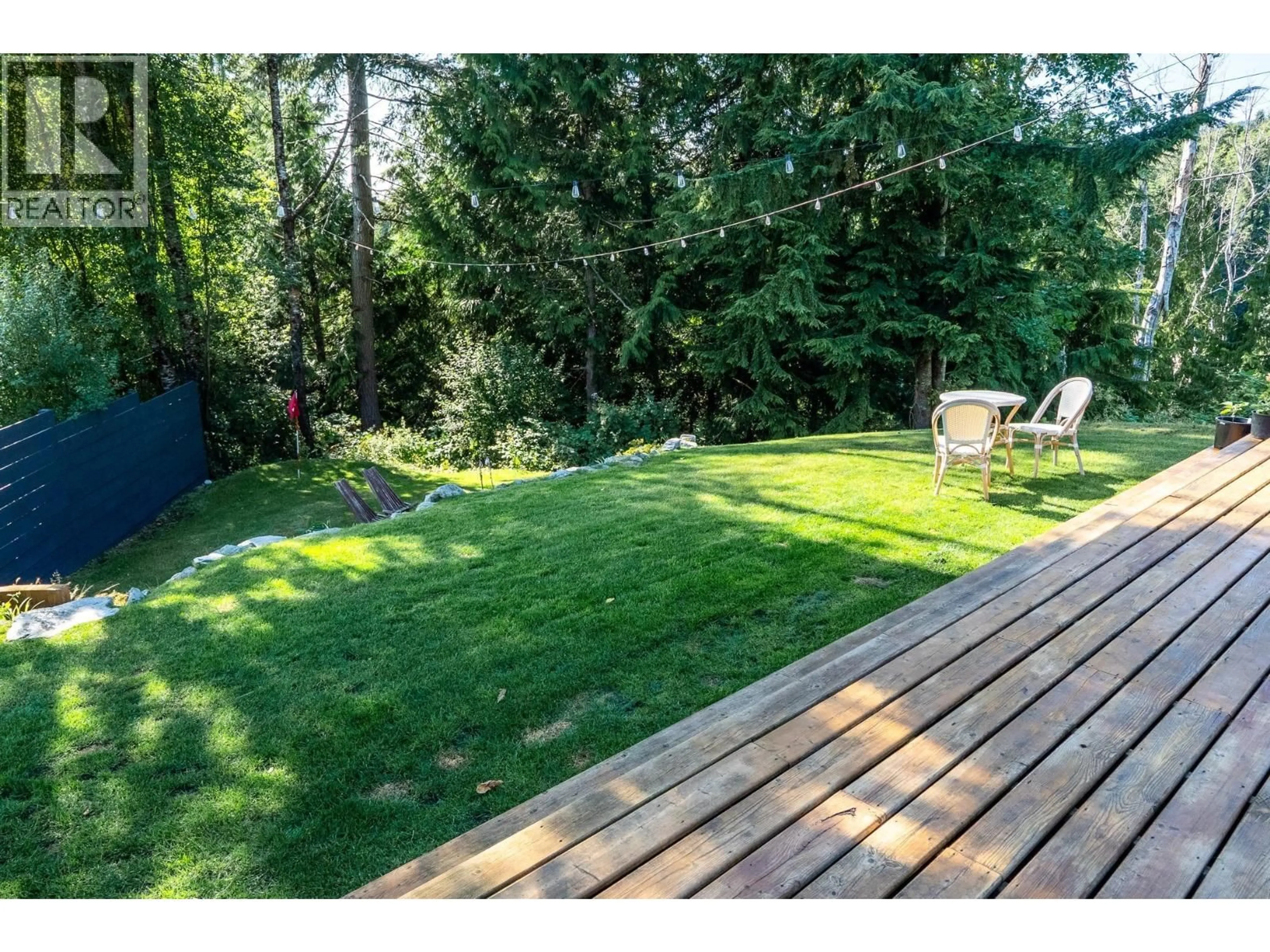 Patio, forest/trees view for 1440 VELVET ROAD, Gibsons British Columbia V0N1V5