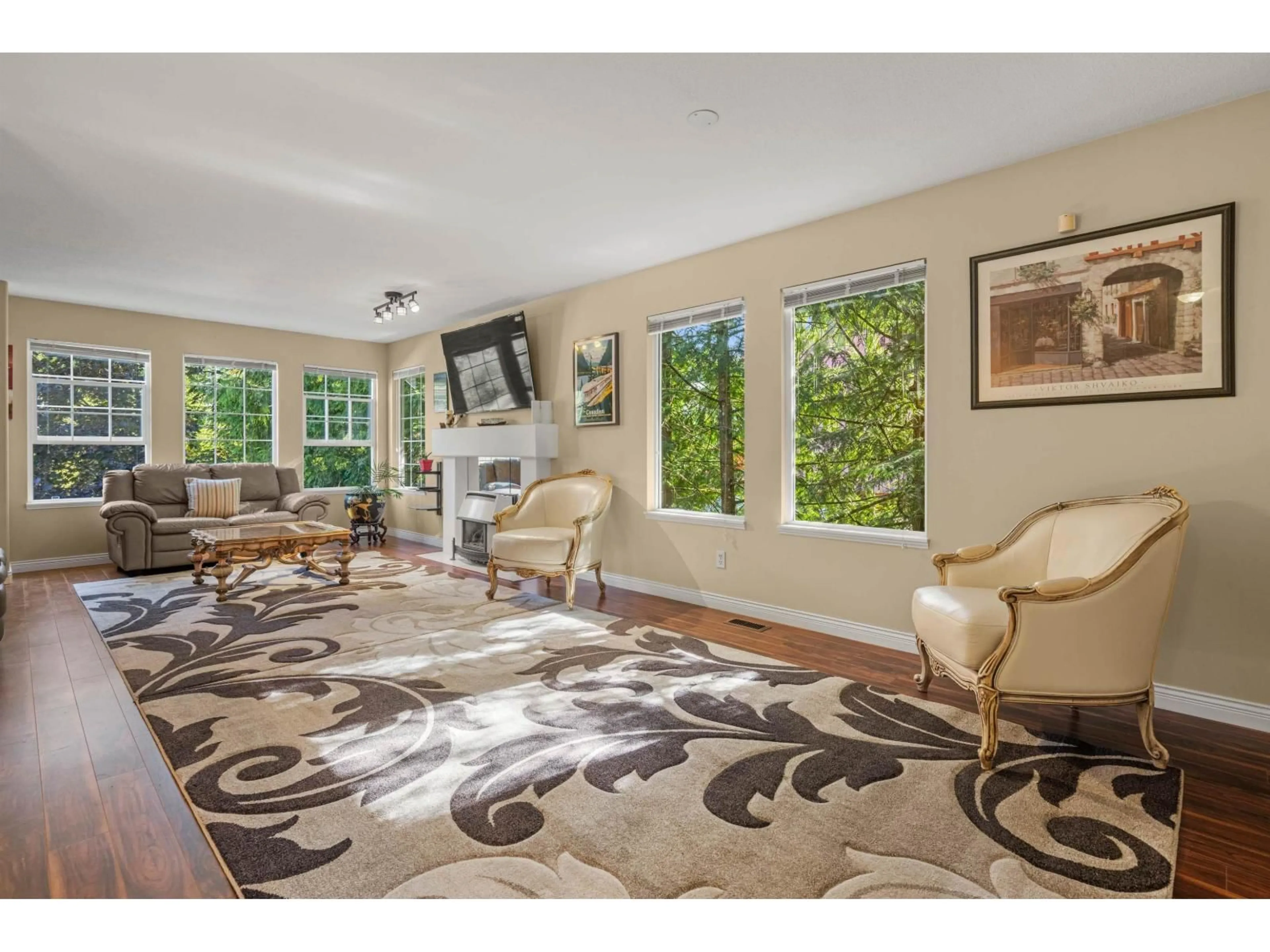 Living room with furniture, unknown for 63920 FLOOD HOPE ROAD, Hope British Columbia V0X1L2