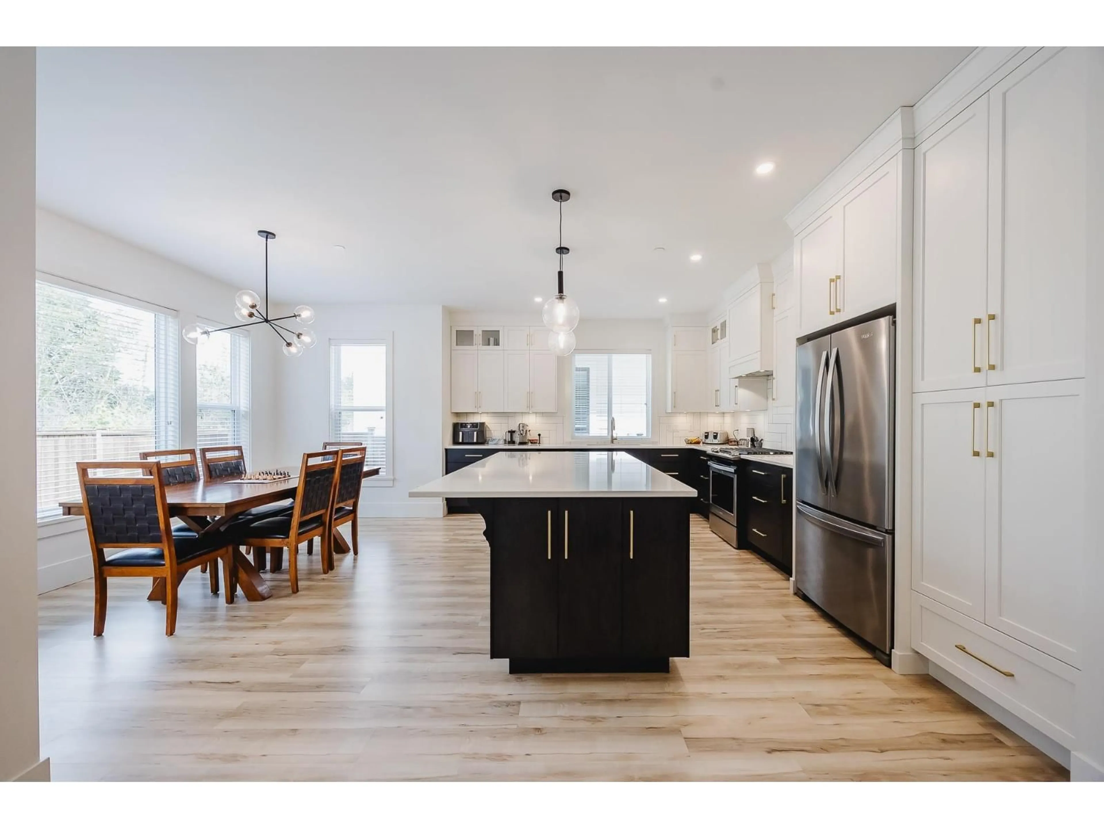 Open concept kitchen, wood/laminate floor for 63 - 46211 PROMONTORY ROAD, Chilliwack British Columbia V2R0E5
