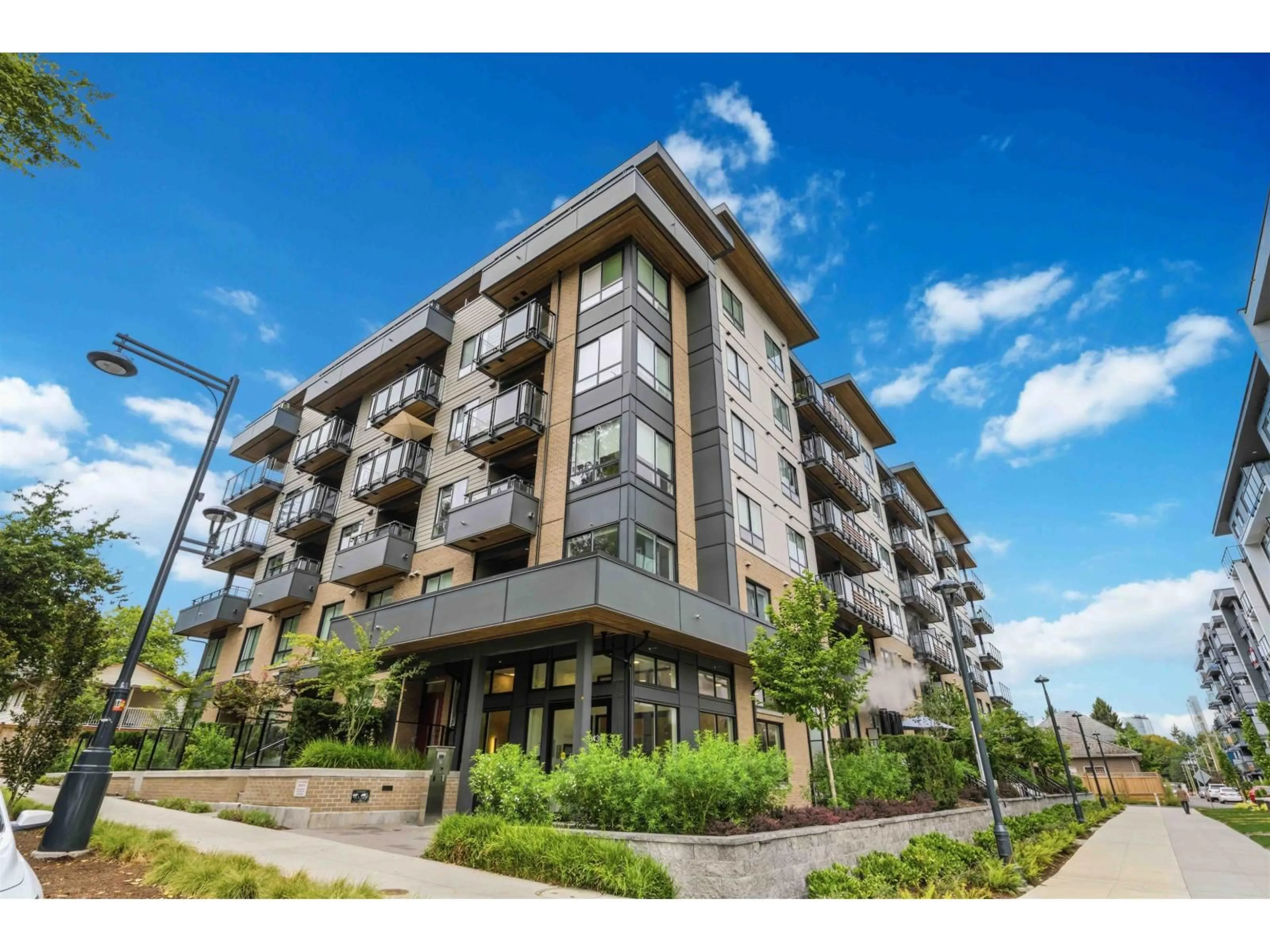Unknown for 403 - 13439 94A AVENUE, Surrey British Columbia V3V0G9