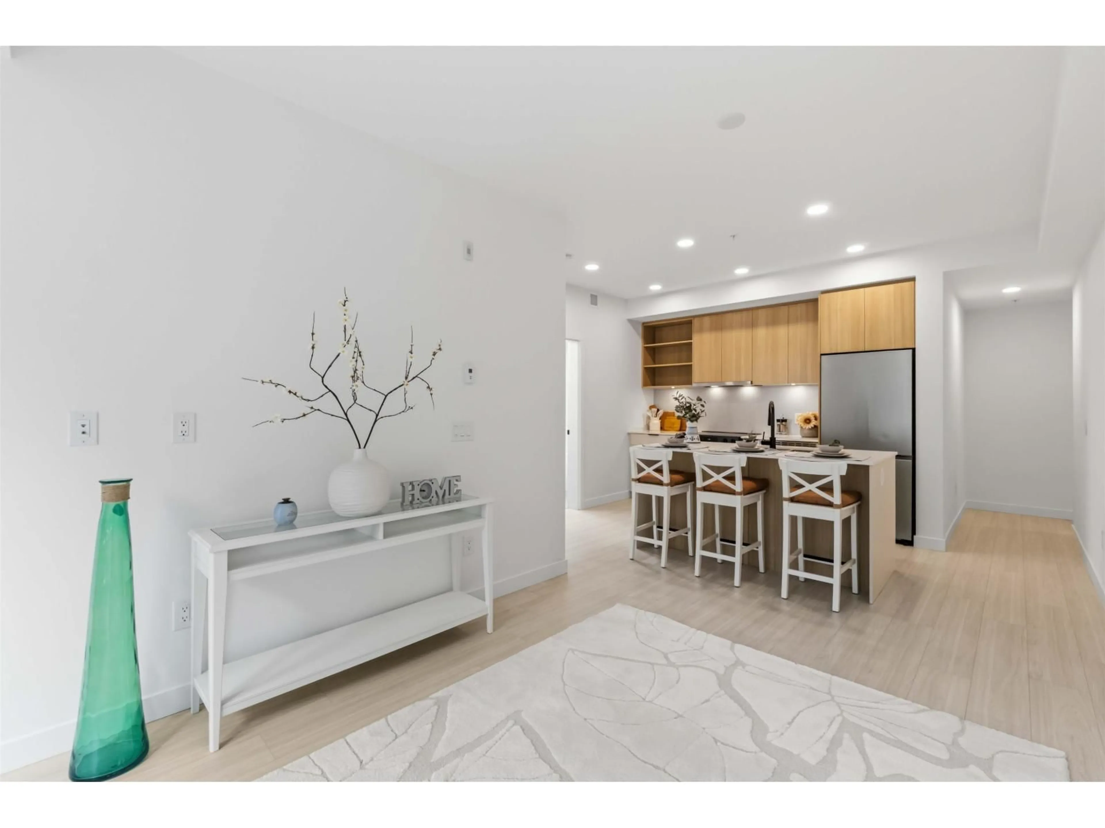 Open concept kitchen, unknown for 403 - 13439 94A AVENUE, Surrey British Columbia V3V0G9
