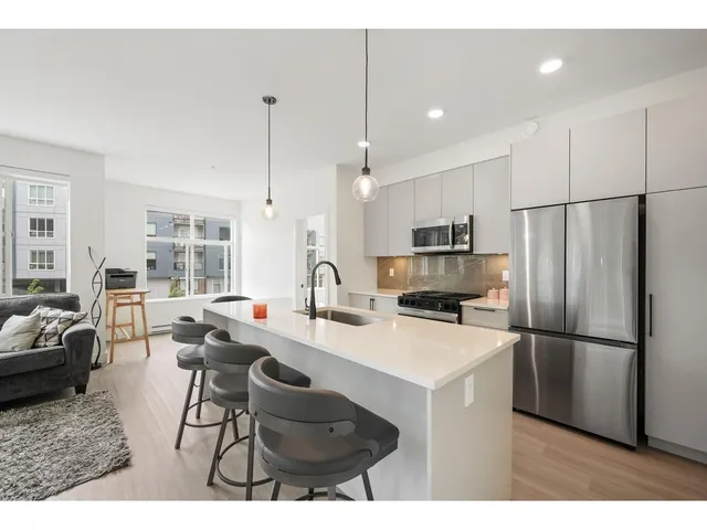 317 - 3528 146A STREET, Surrey 4