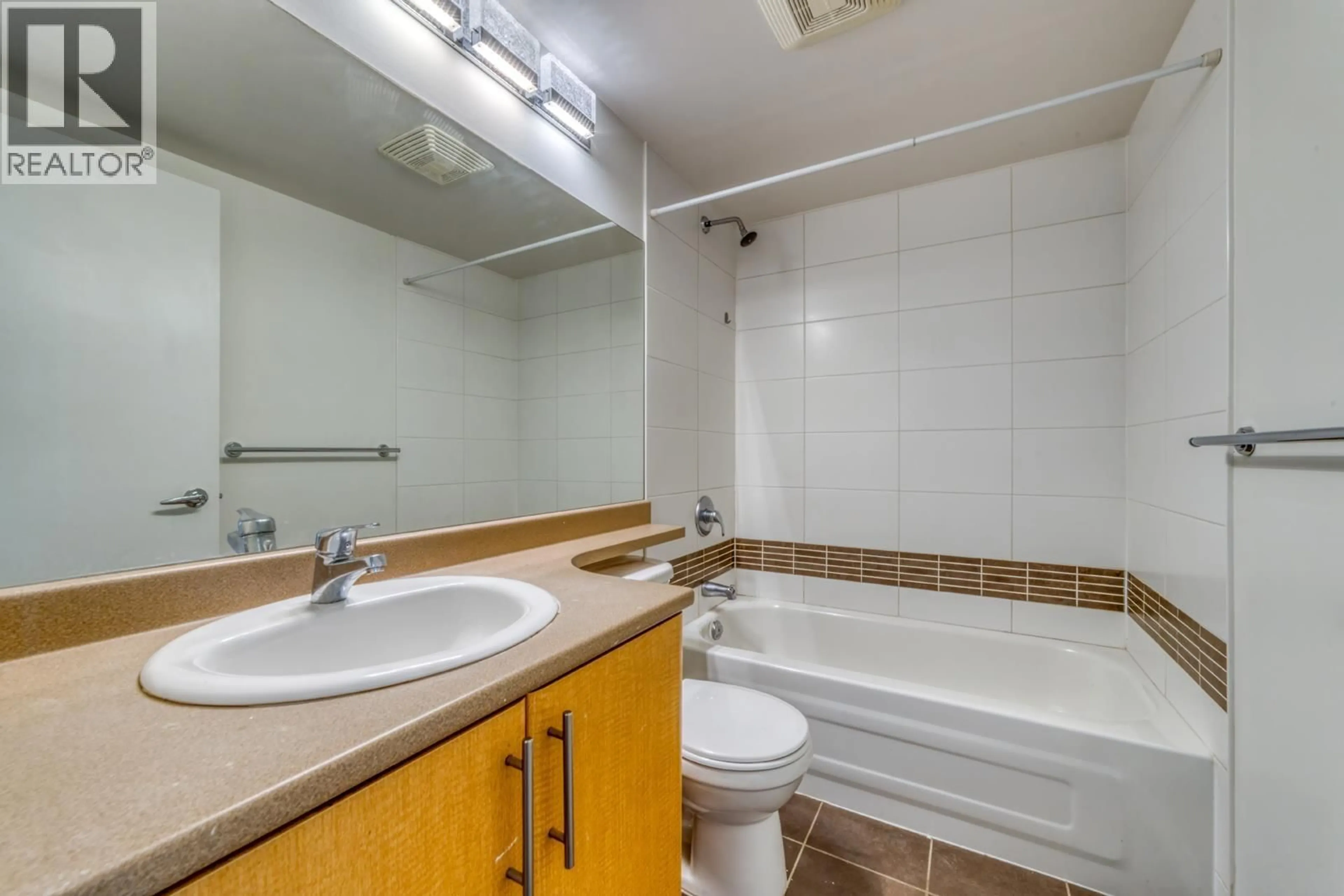 Standard bathroom, unknown for 1706 - 1178 HEFFLEY CRESCENT, Coquitlam British Columbia V3B0A7