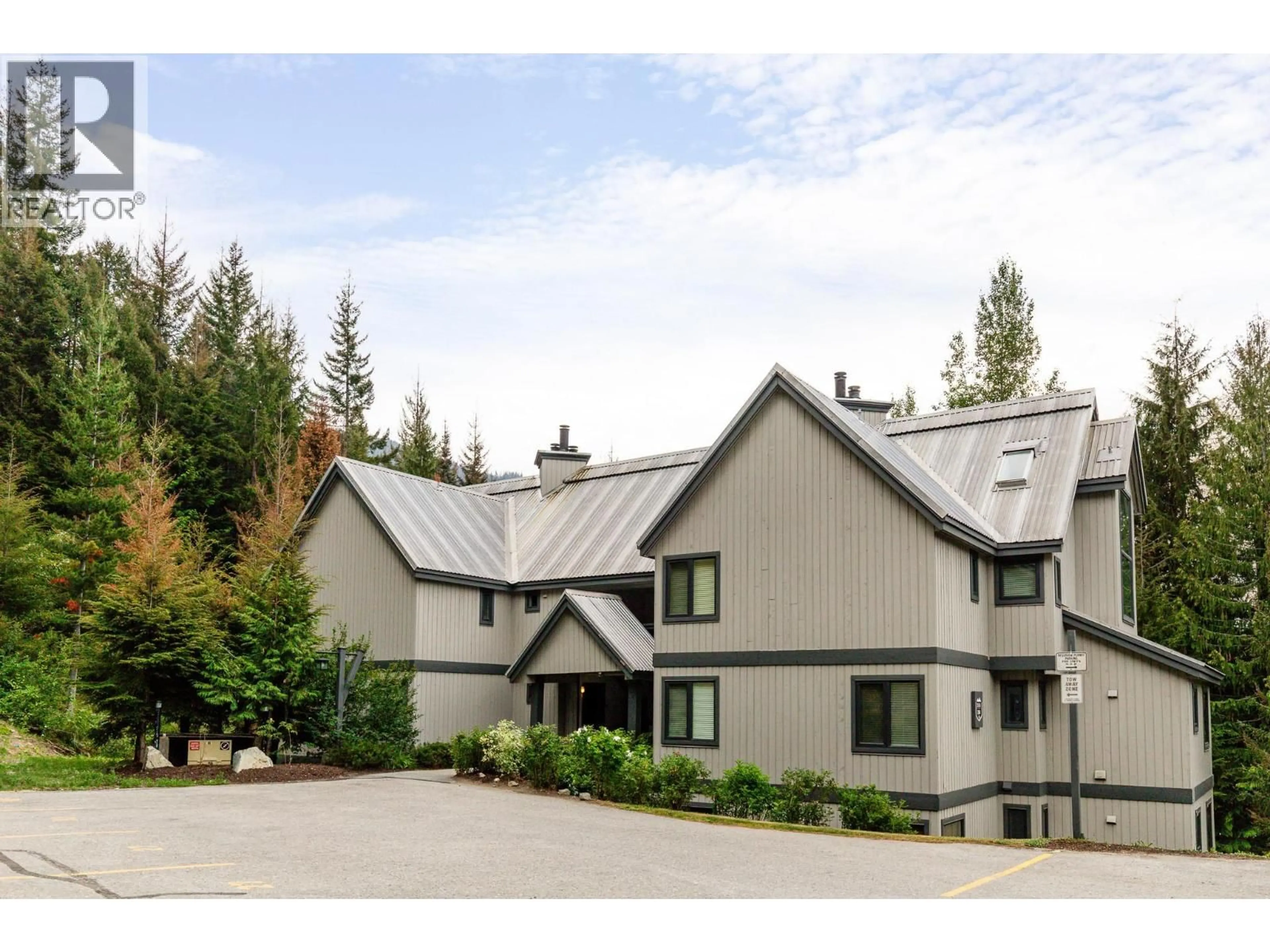 Home with vinyl exterior material, mountain view for 30 - 2544 SNOWRIDGE CIRCLE, Whistler British Columbia V8E0A6