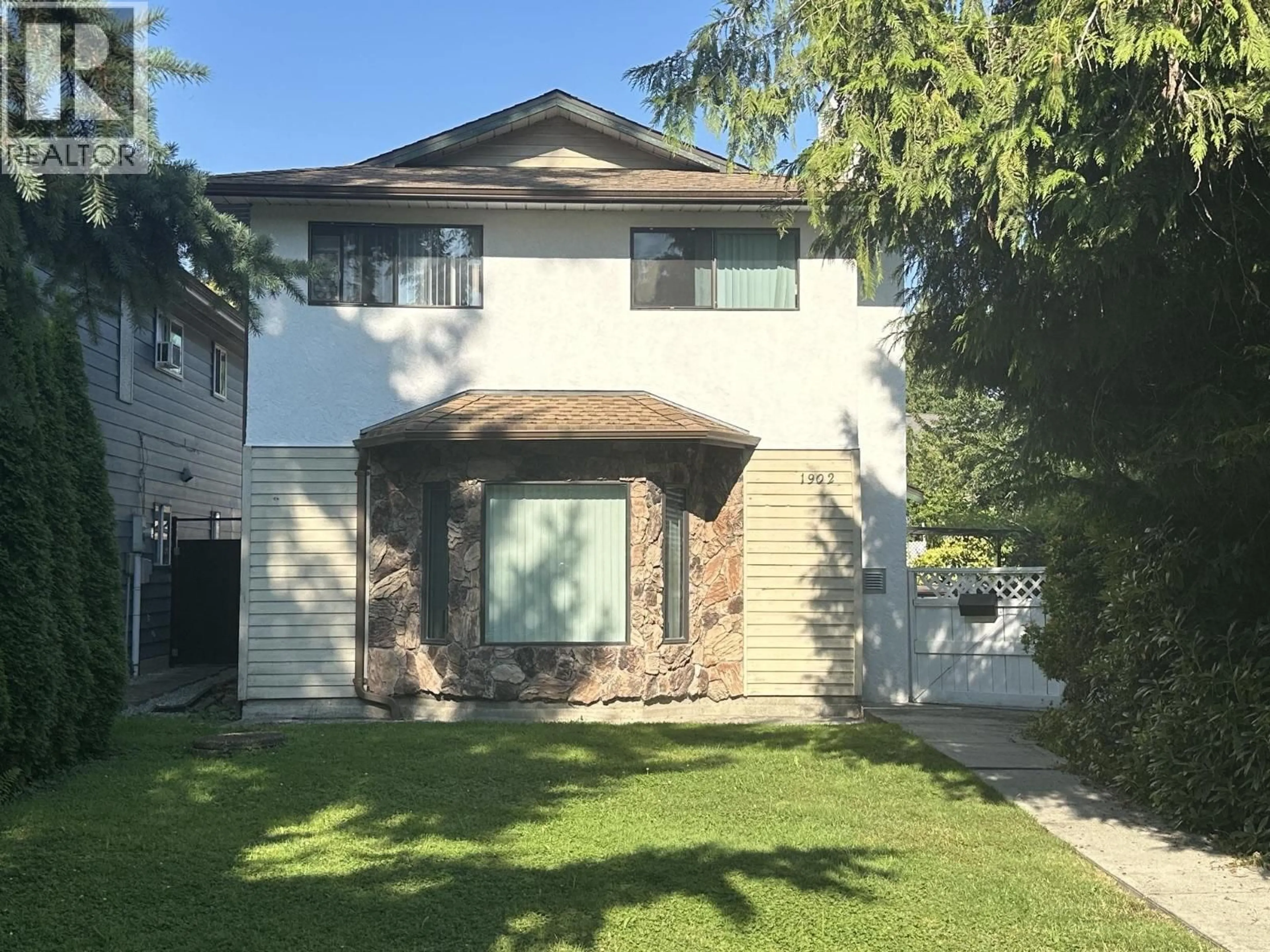 Home with vinyl exterior material, street for 1902 TAYLOR STREET, Port Coquitlam British Columbia V3C4S4
