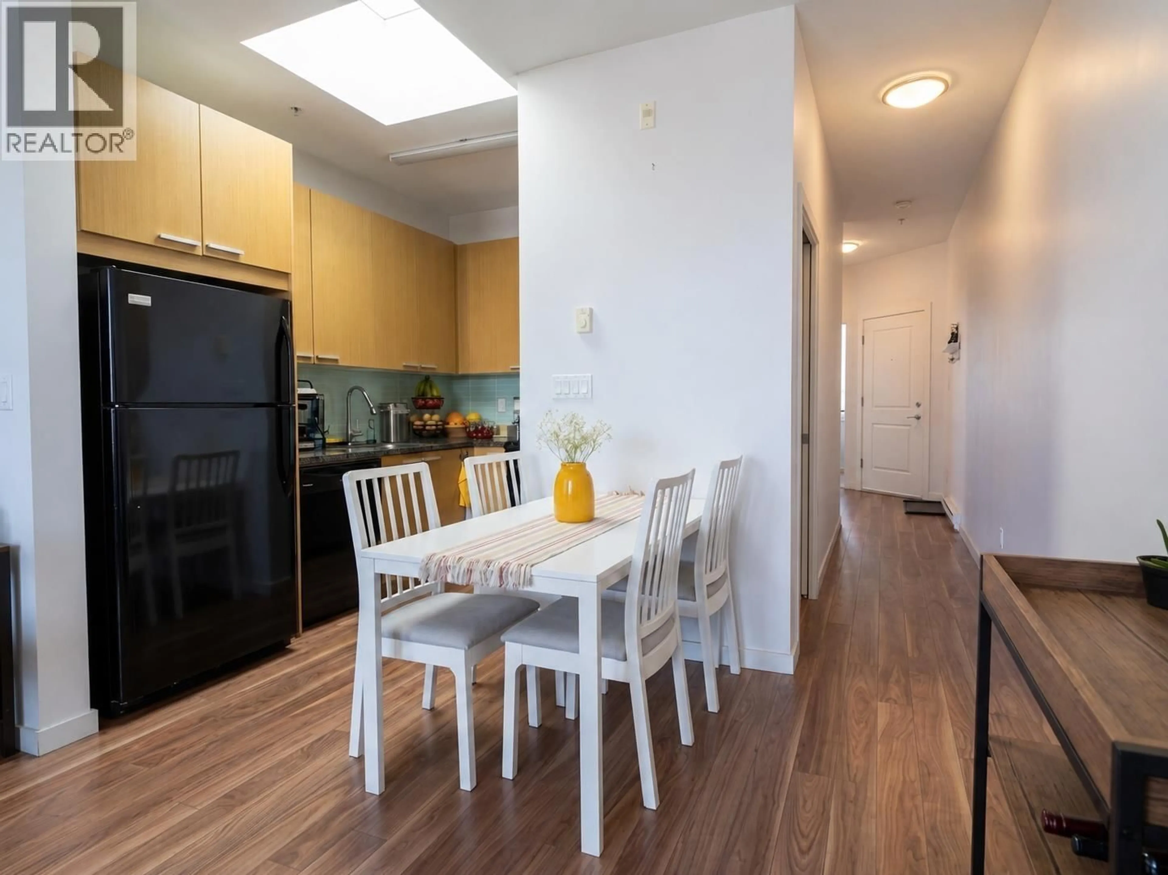 Unknown for PH15 - 5388 GRIMMER STREET, Burnaby British Columbia V5H0B9