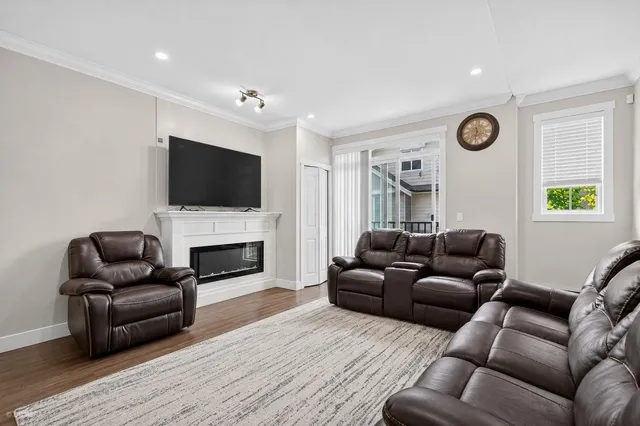 194 - 13898 64 AVENUE, Surrey 3