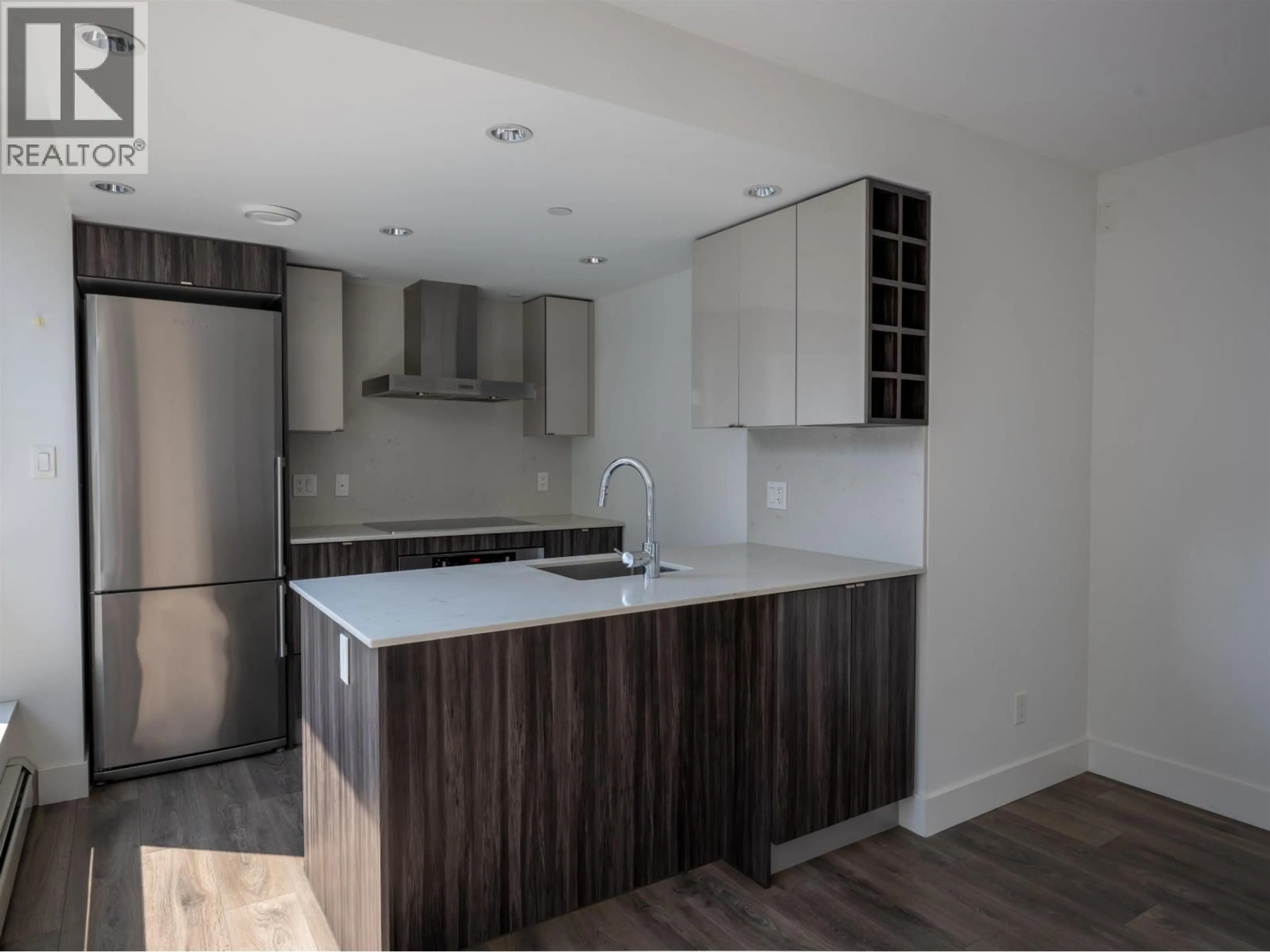 Open concept kitchen, unknown for 706 - 1788 COLUMBIA STREET, Vancouver British Columbia V5Y0L7