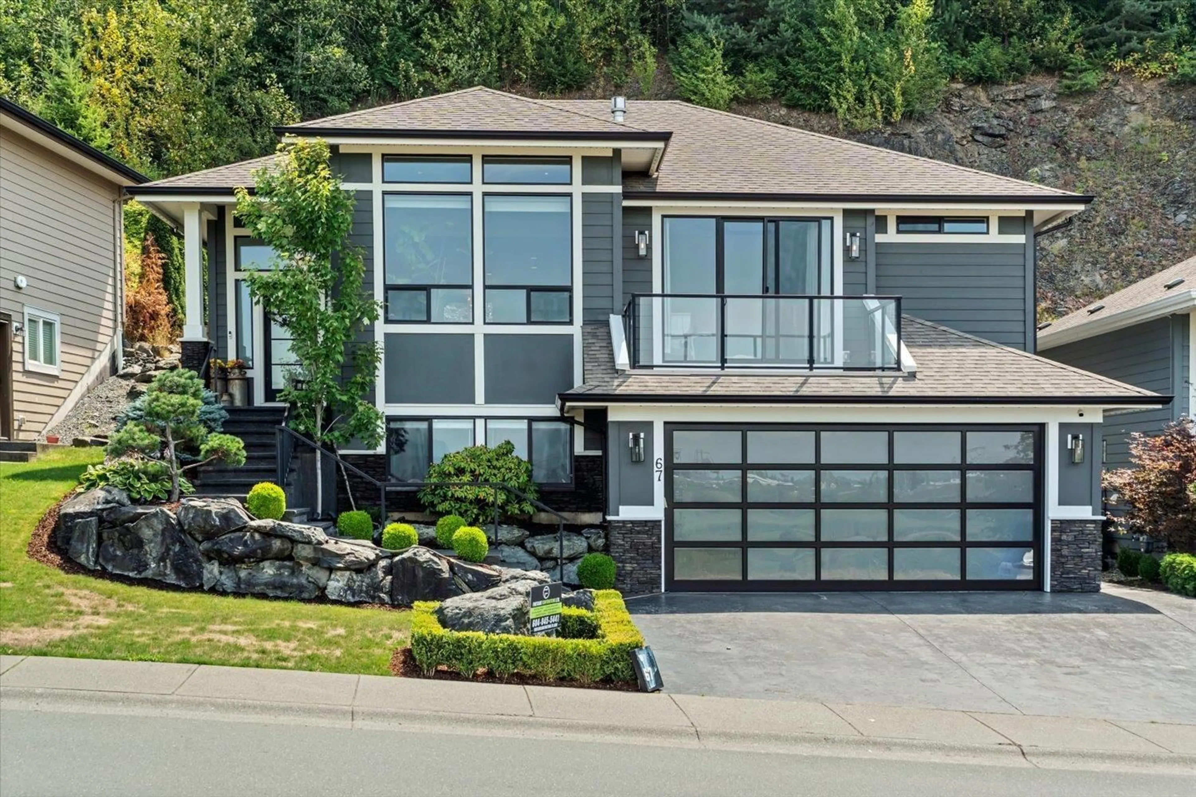 Home with vinyl exterior material, street for 67 - 50778 LEDGESTONE PLACE, Chilliwack British Columbia V2P0E7