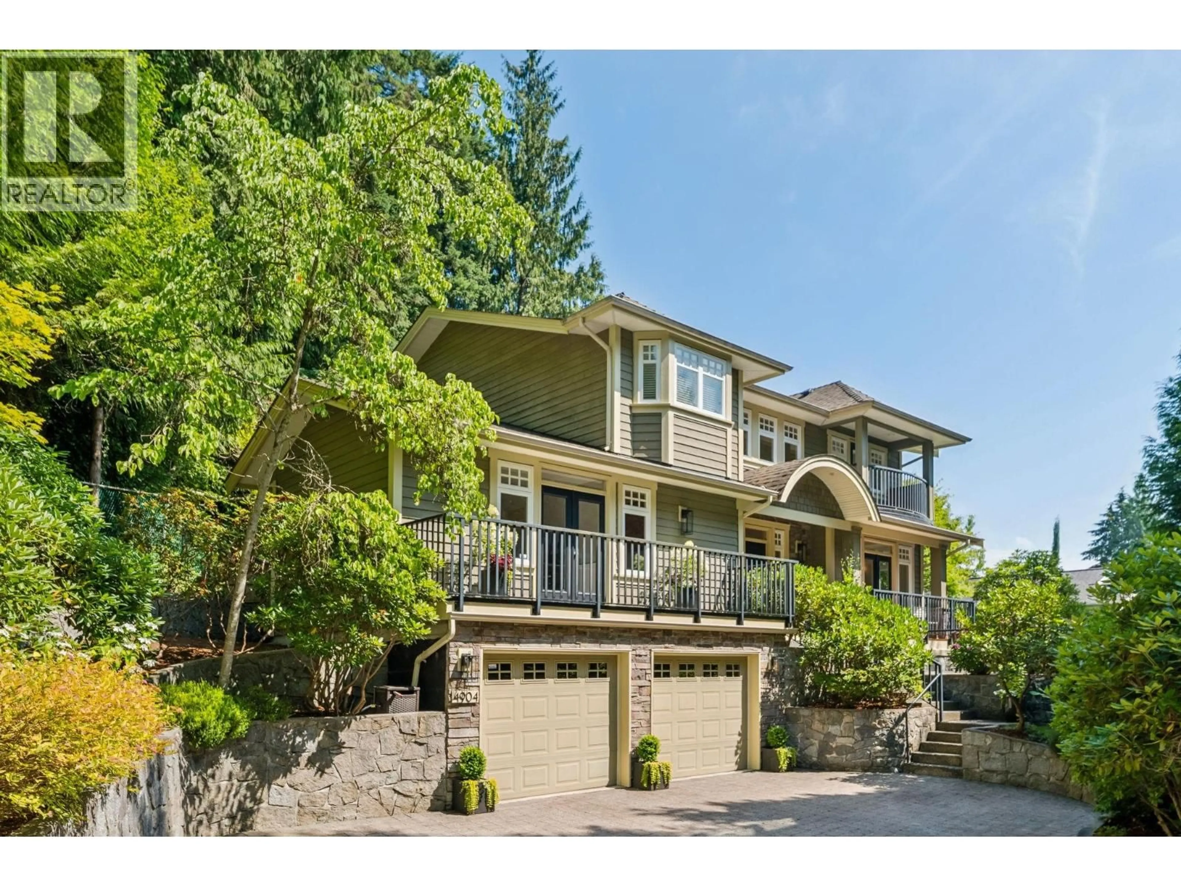 Unknown for 4904 CHALET PLACE, North Vancouver British Columbia V7R4X4