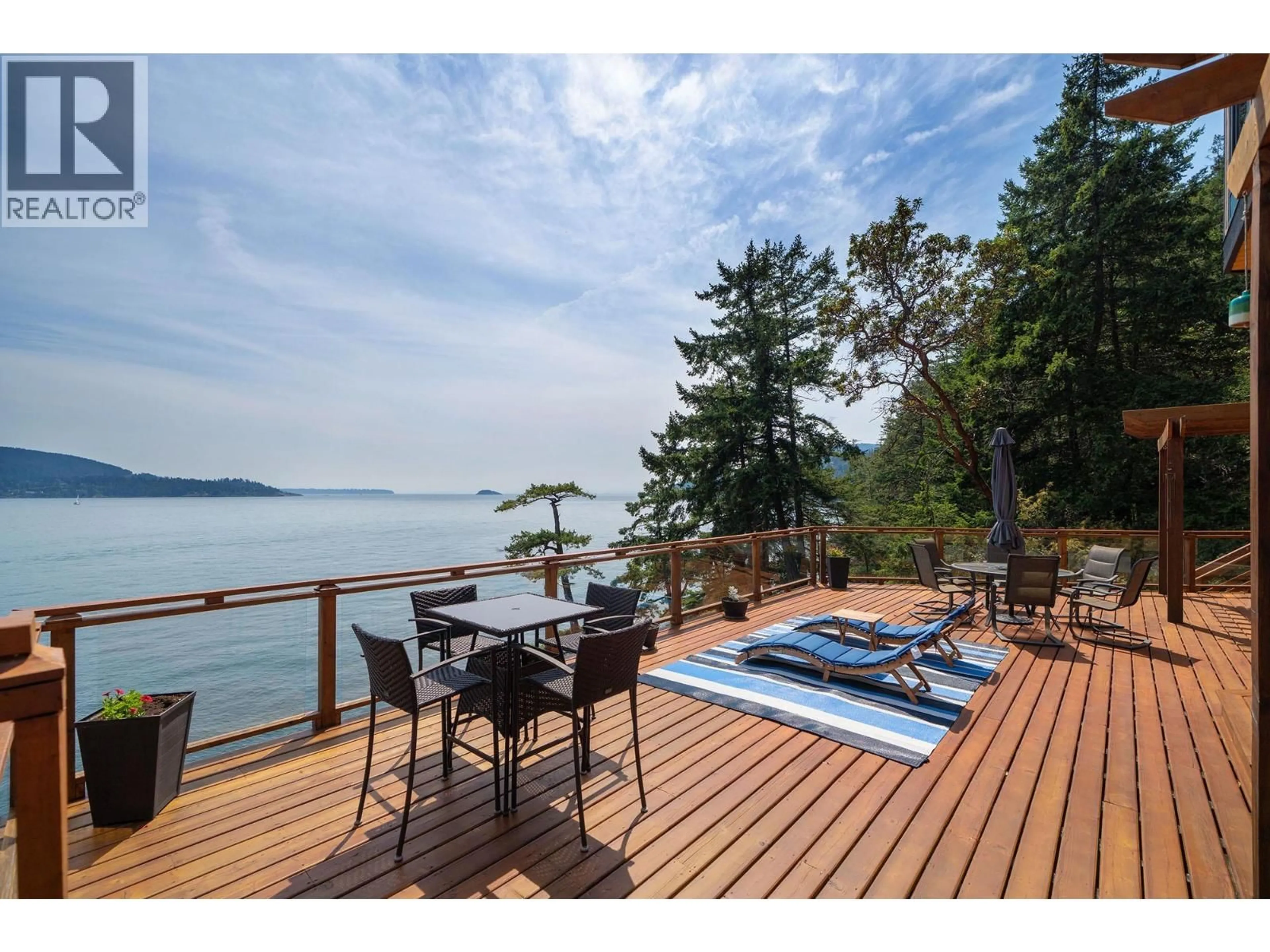 Patio, water/lake/river/ocean view for 1531 EAGLE CLIFF ROAD, Bowen Island British Columbia V0N1G1
