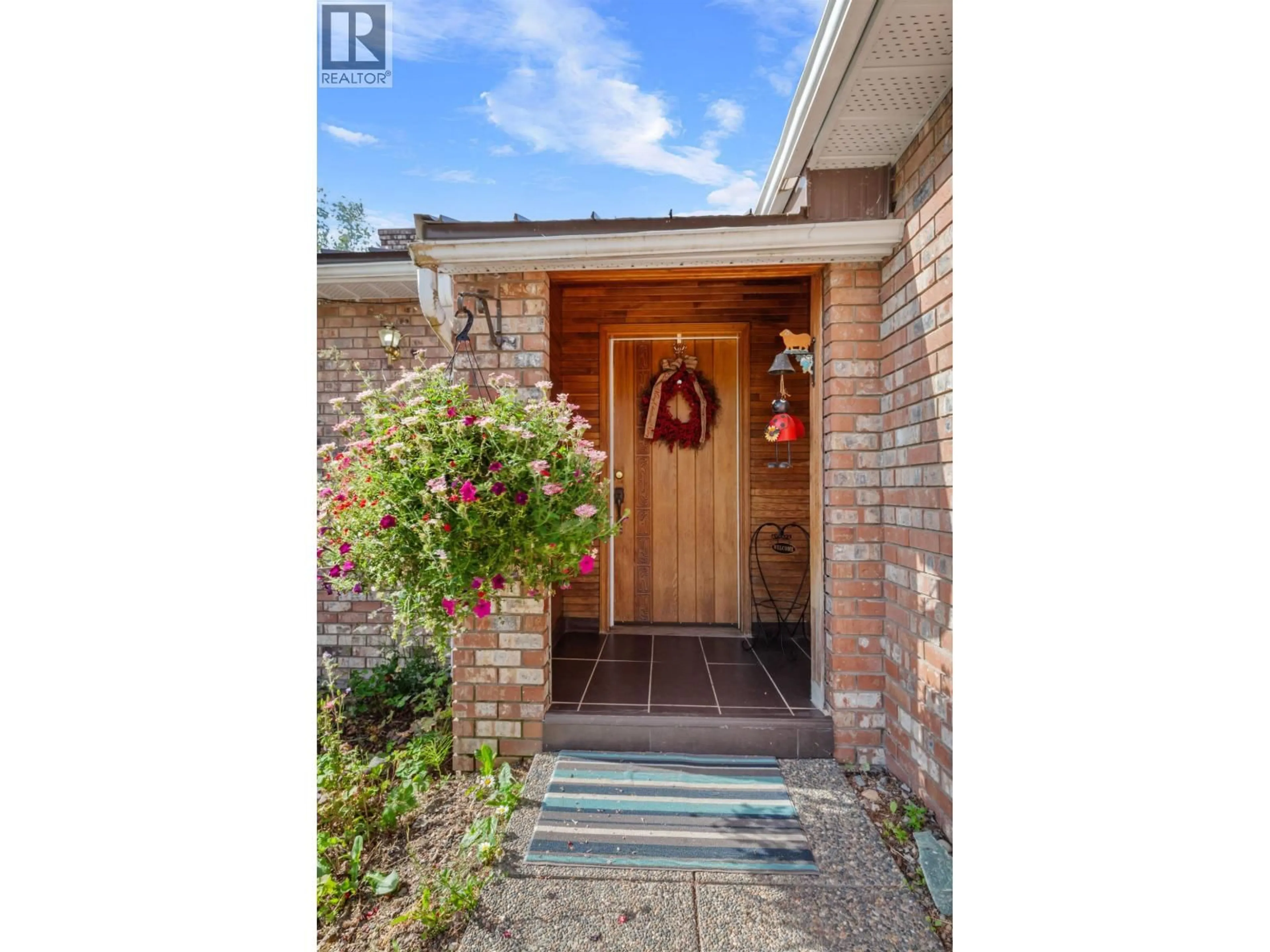 Indoor entryway for 5455 COURVAL ROAD, Prince George British Columbia V2N6A4