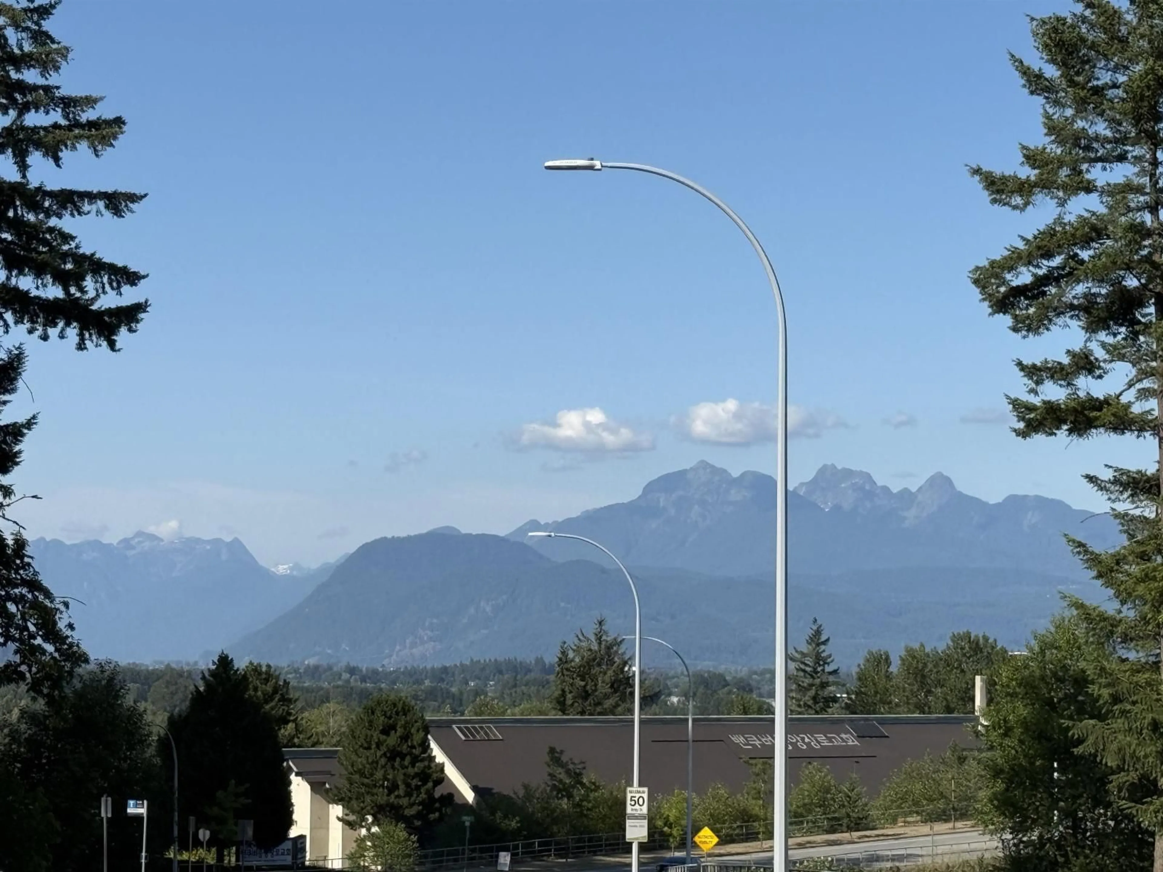 Blurry image for 13 - 17538 100 AVENUE AVENUE, Surrey British Columbia V4N5H1