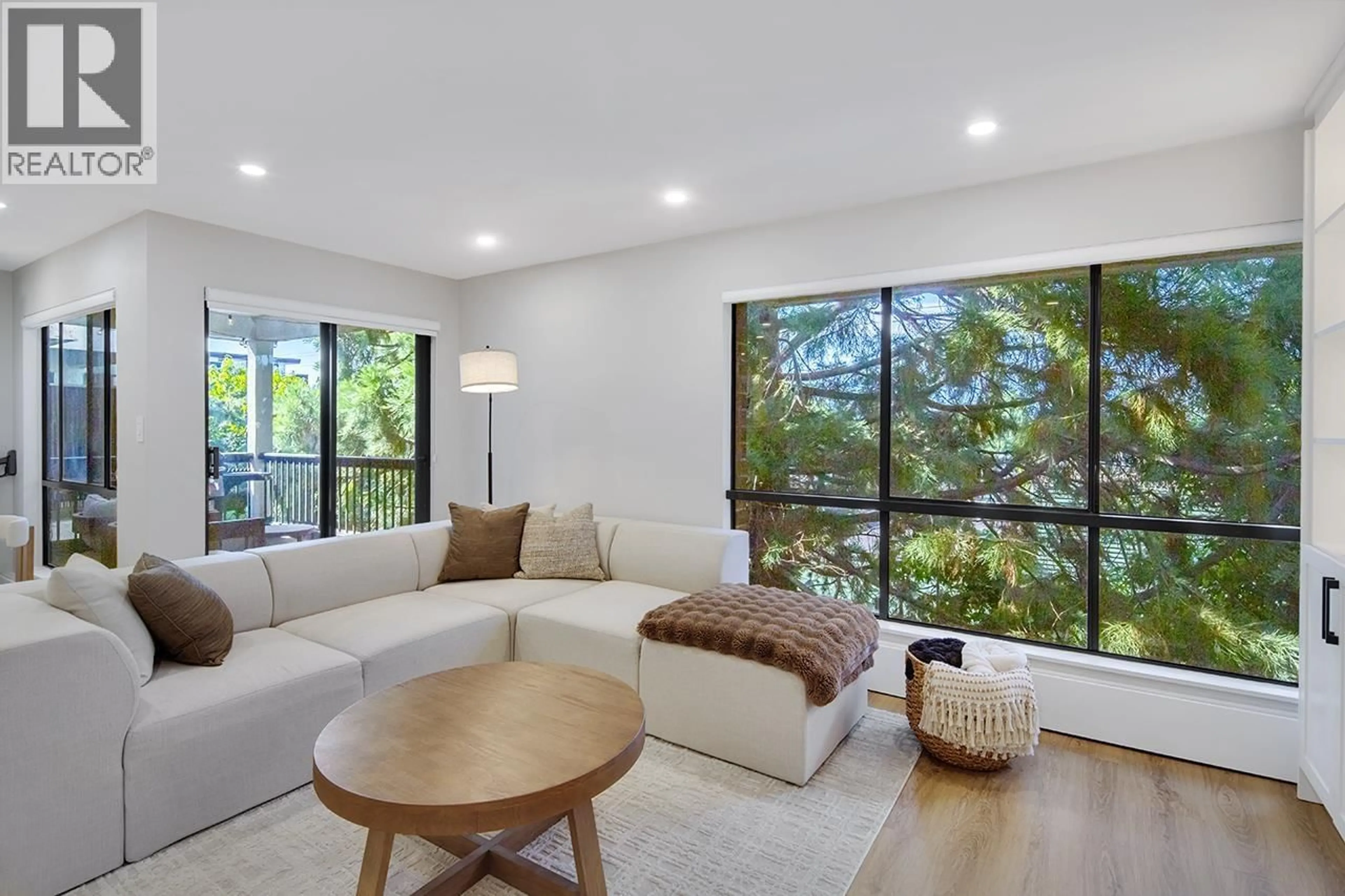 Living room with furniture, unknown for 303 - 1877 5TH AVENUE, Vancouver British Columbia V6J1P5