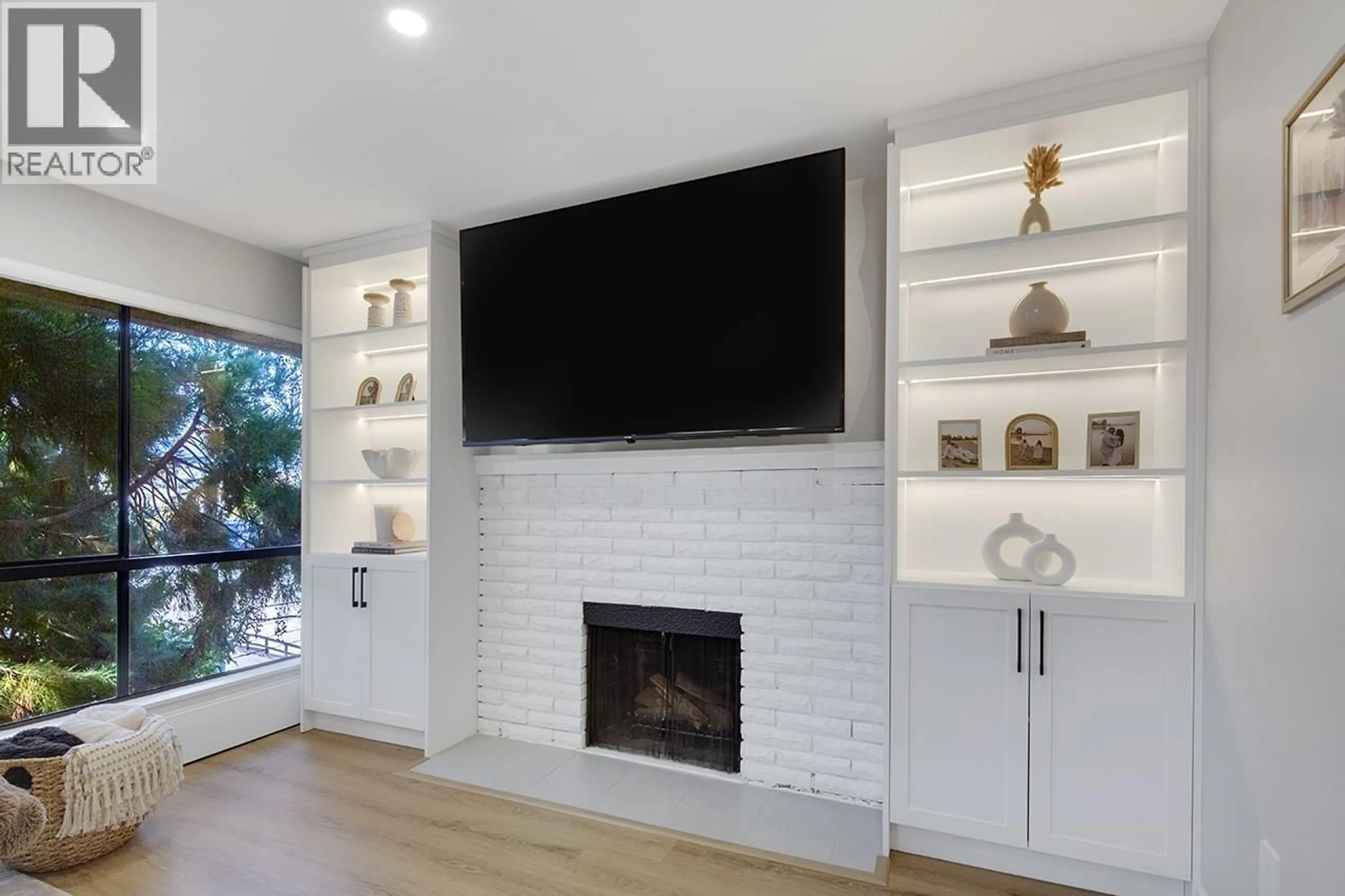 Home theater for 303 - 1877 5TH AVENUE, Vancouver British Columbia V6J1P5