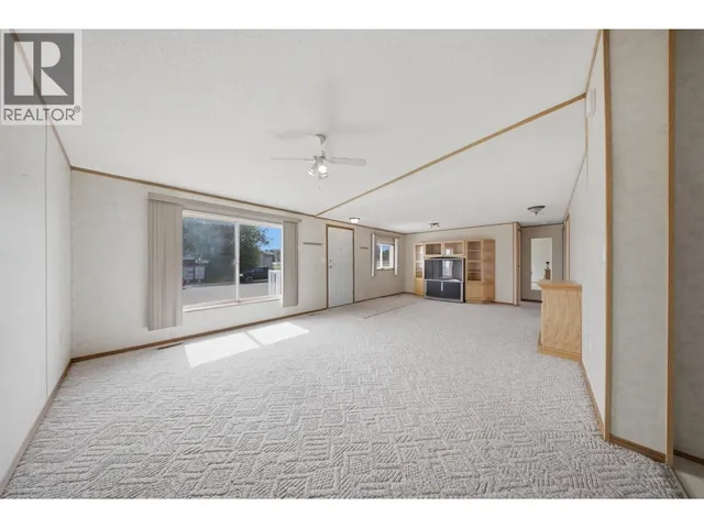 8516 98 AVENUE, Fort St. John 3