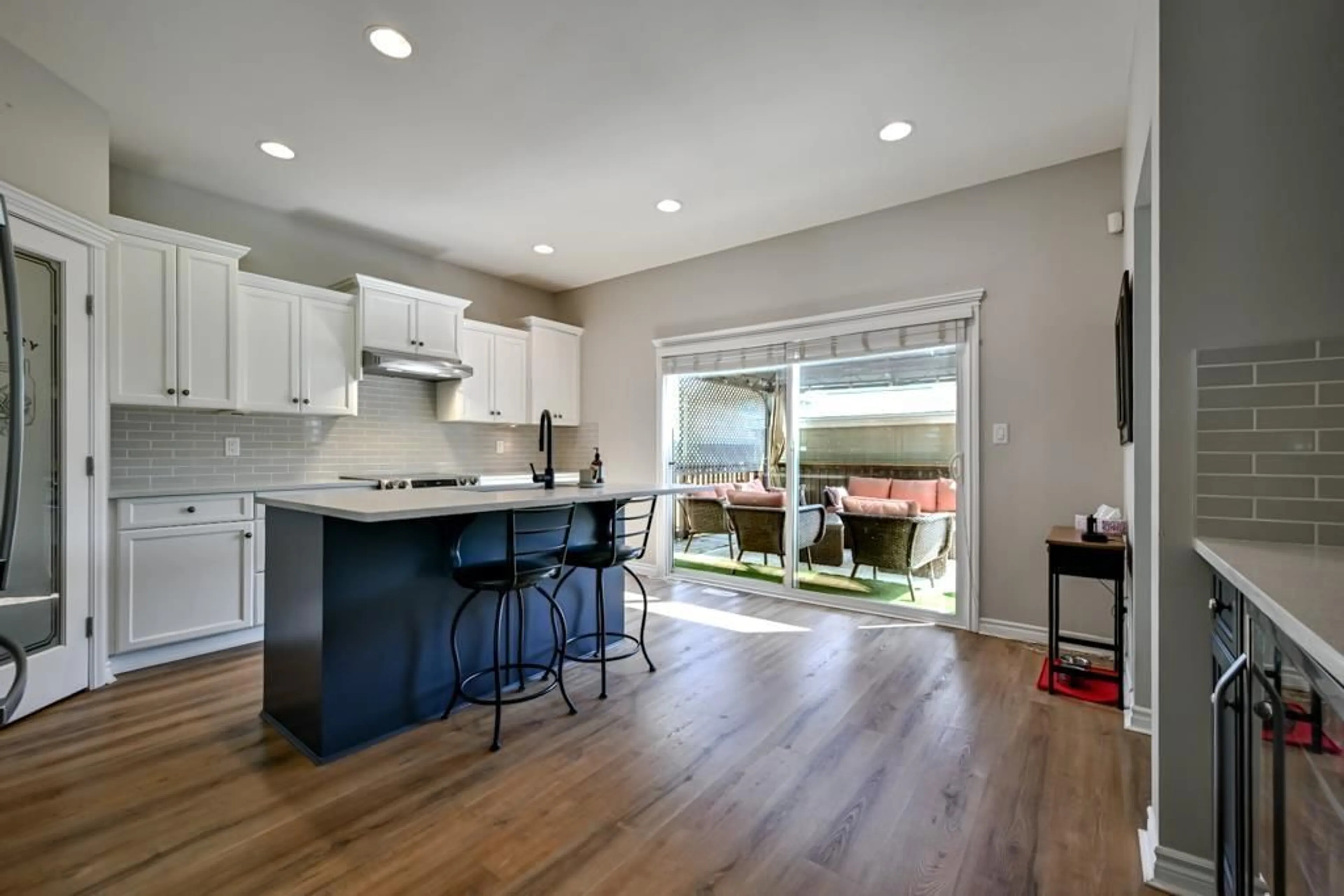 Open concept kitchen, unknown for 32652 TUNBRIDGE AVENUE, Mission British Columbia V4S1A4