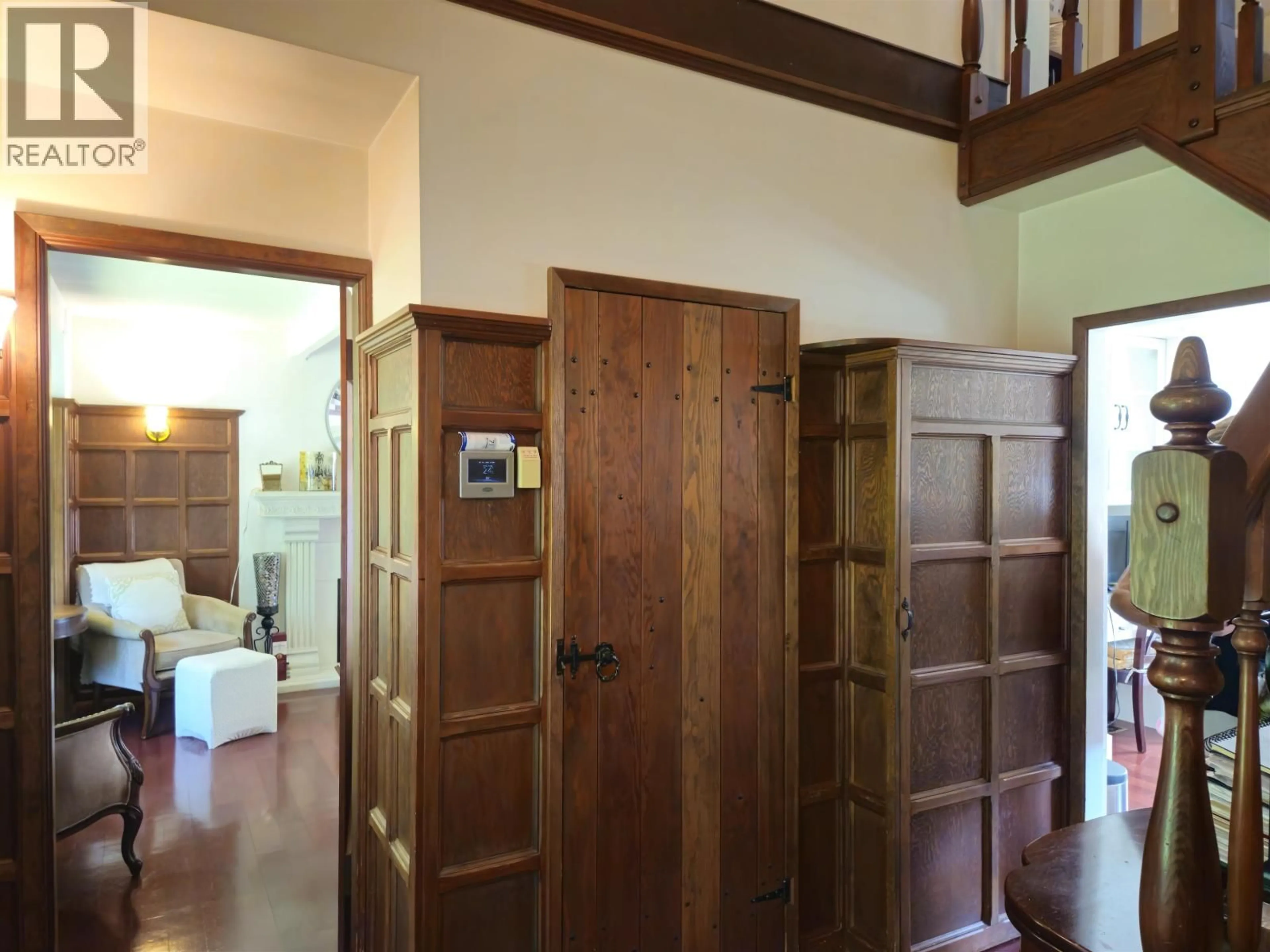 Indoor foyer for 23242 130 AVENUE, Maple Ridge British Columbia V2X4S6