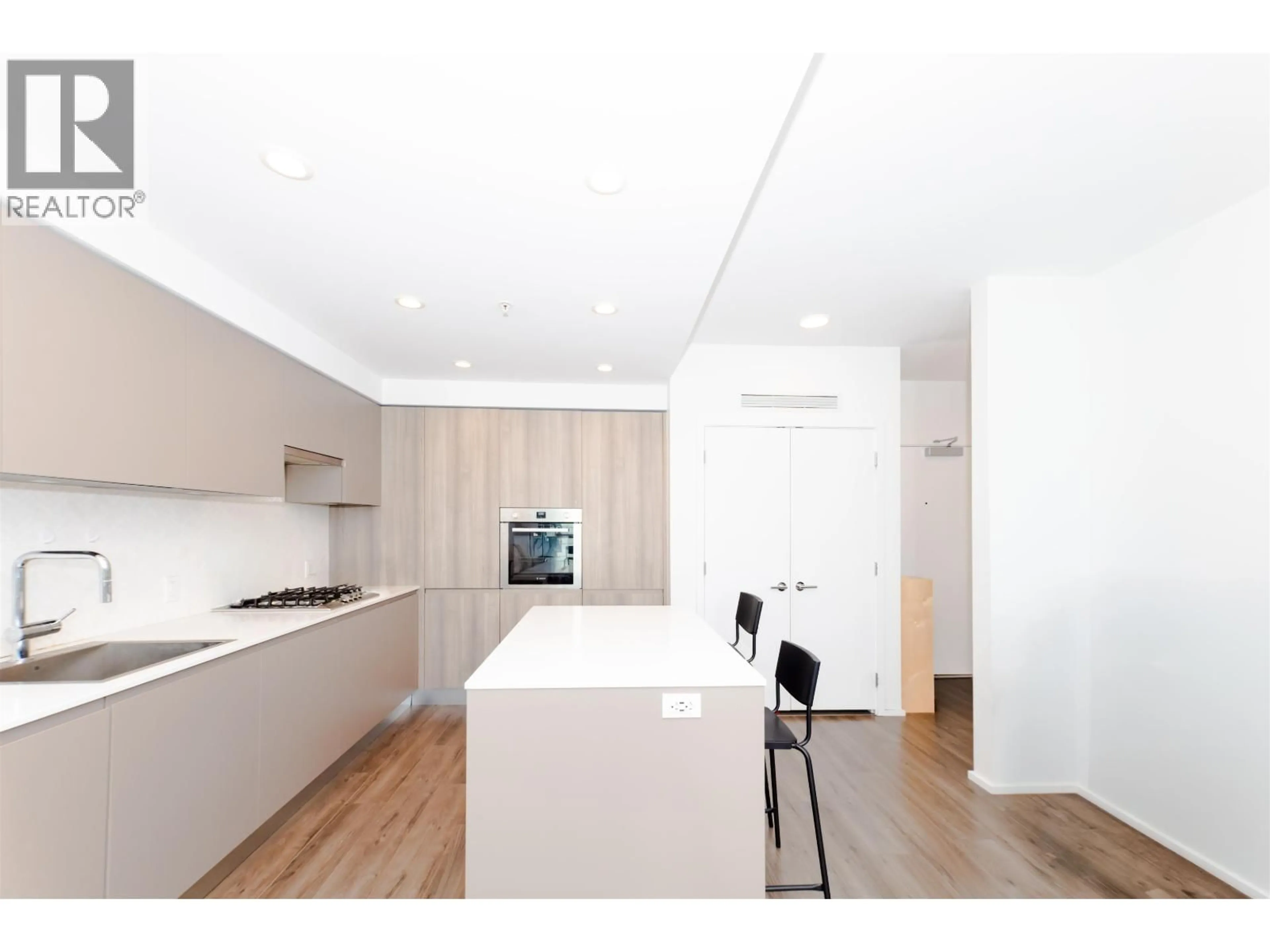 Unknown for 1604 - 3833 EVERGREEN PLACE, Burnaby British Columbia V3J0M2