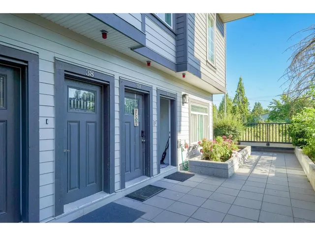 38 - 7247 140 STREET, Surrey 4